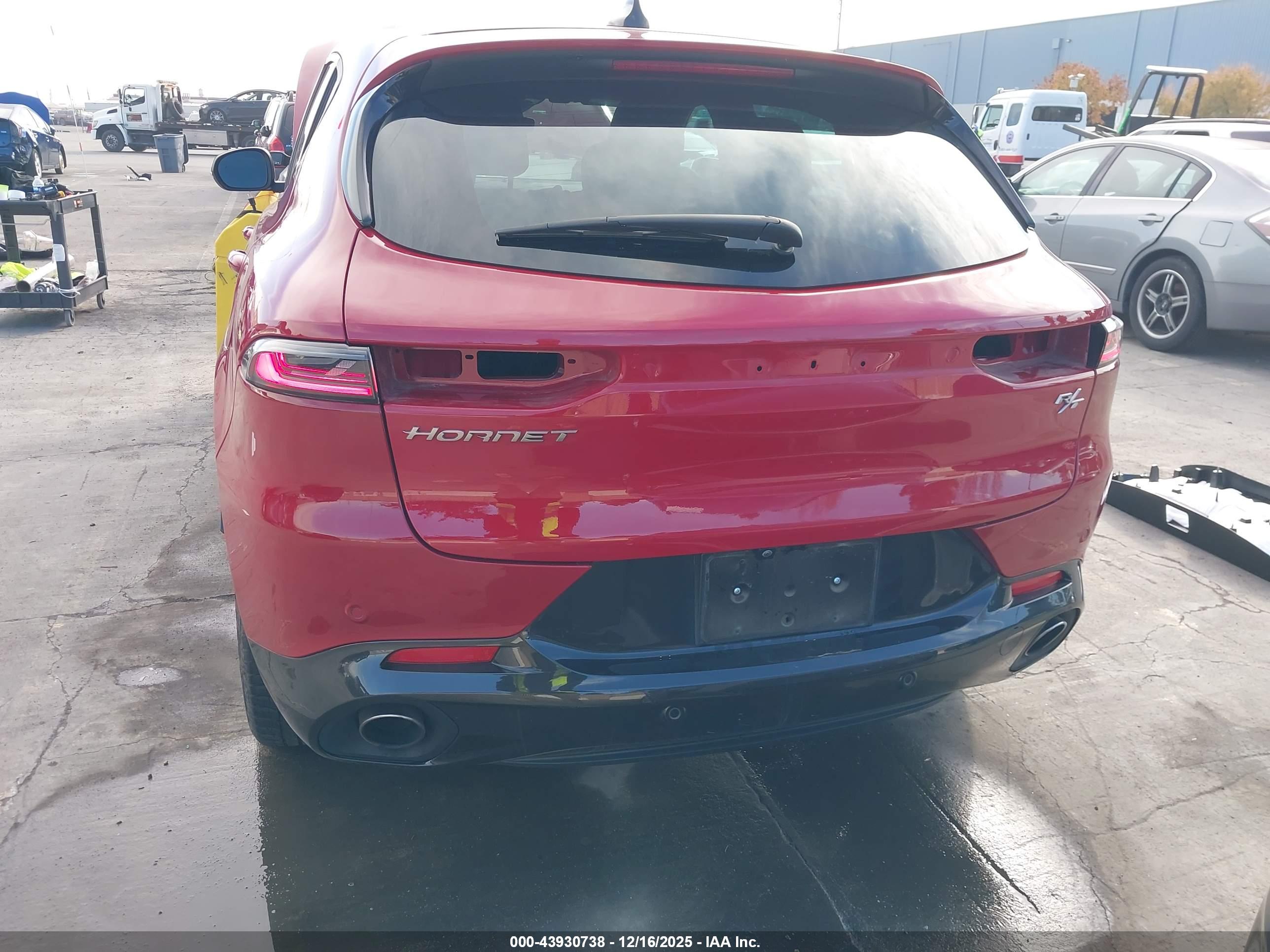 DODGE HORNET image 6