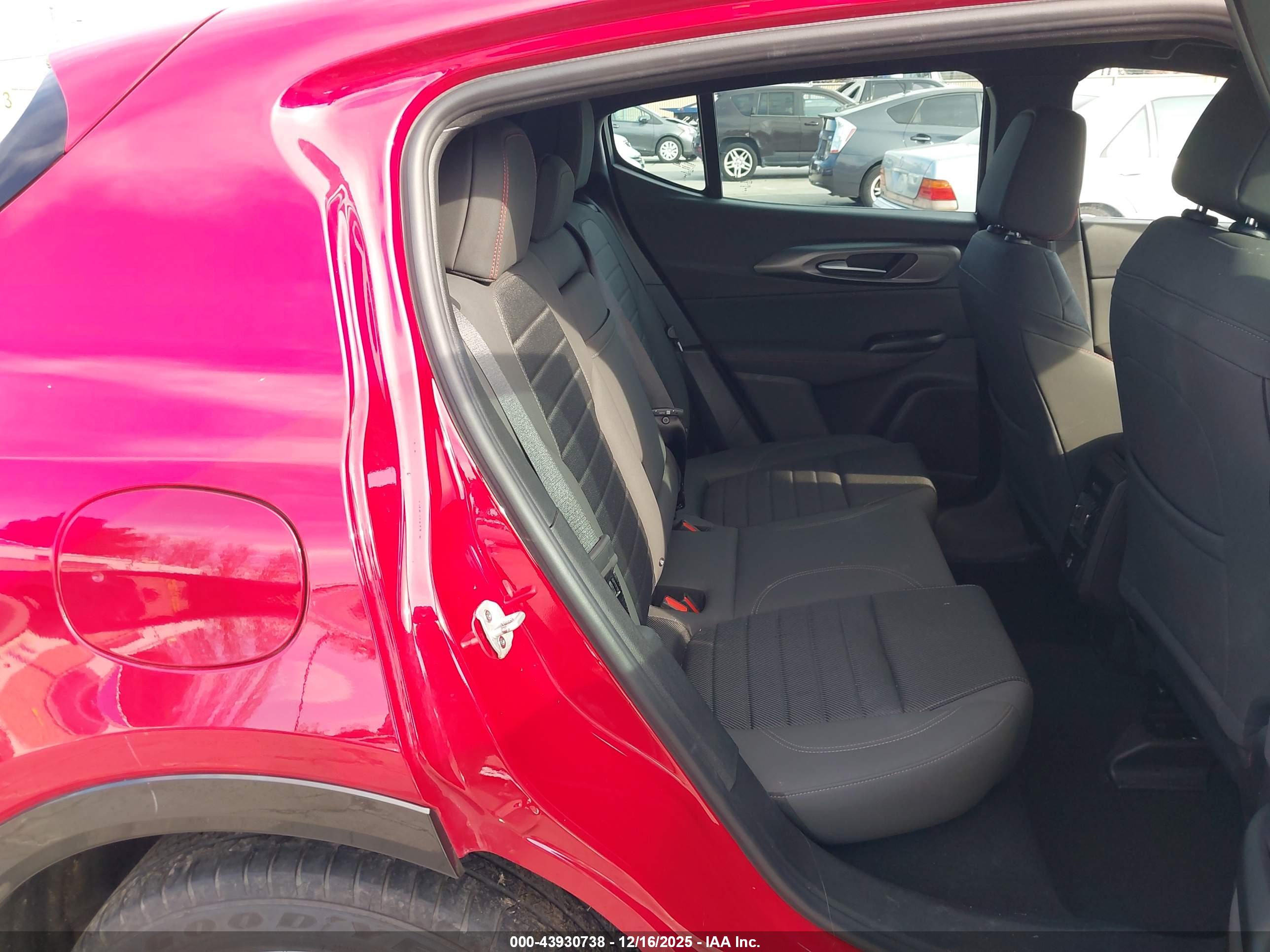 DODGE HORNET image 8