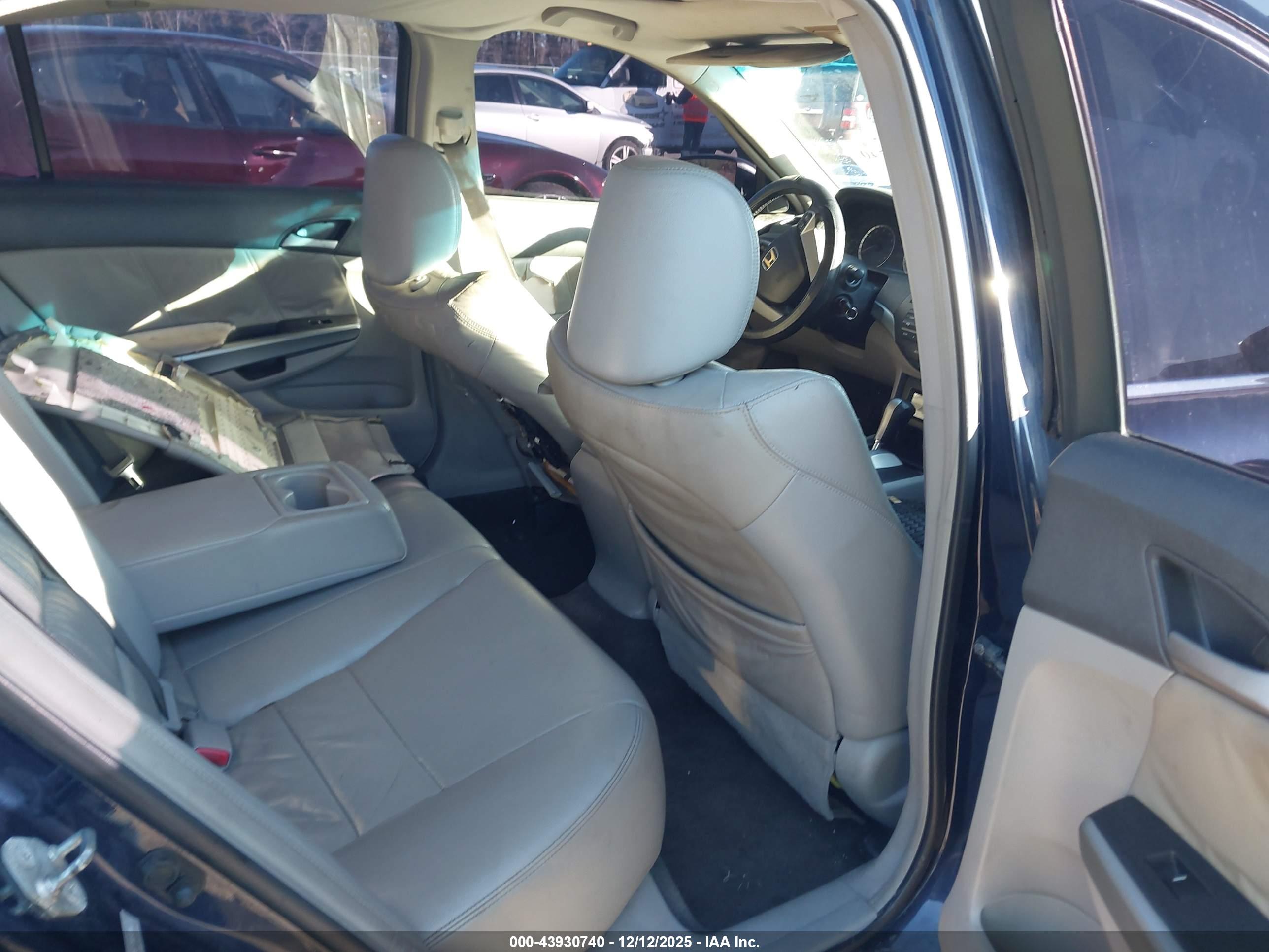 HONDA ACCORD image 8