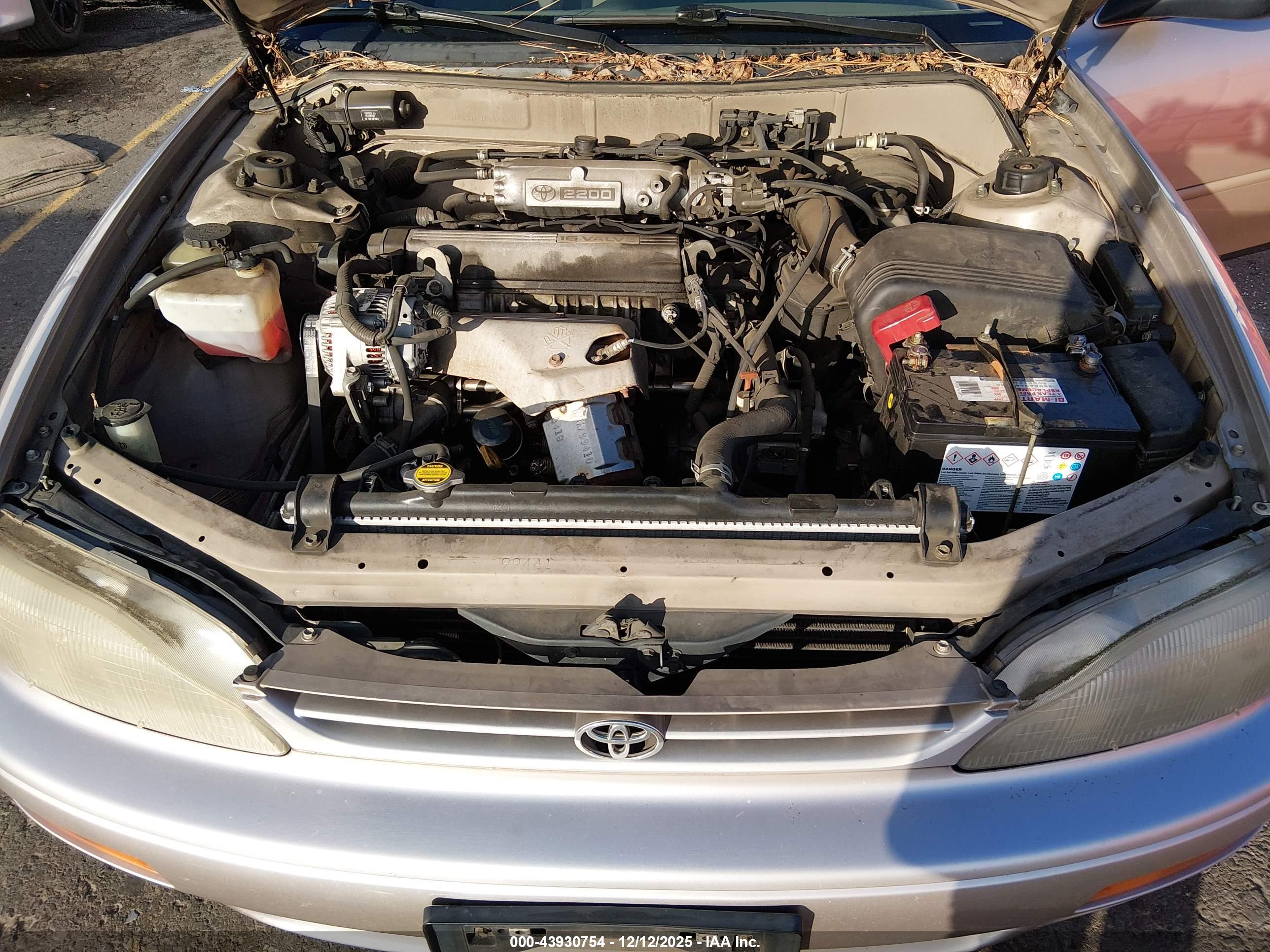 TOYOTA CAMRY image 10