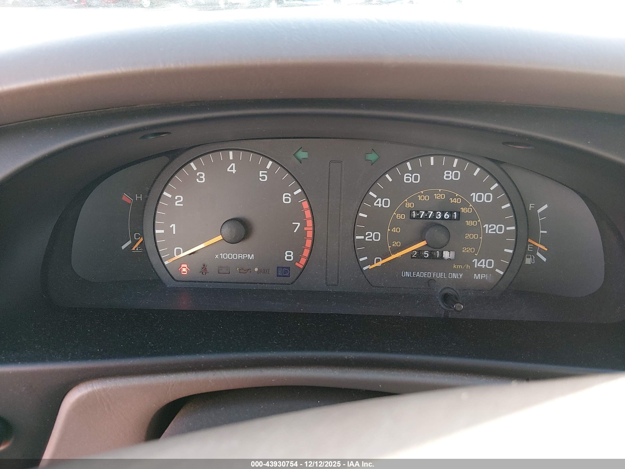 TOYOTA CAMRY image 7