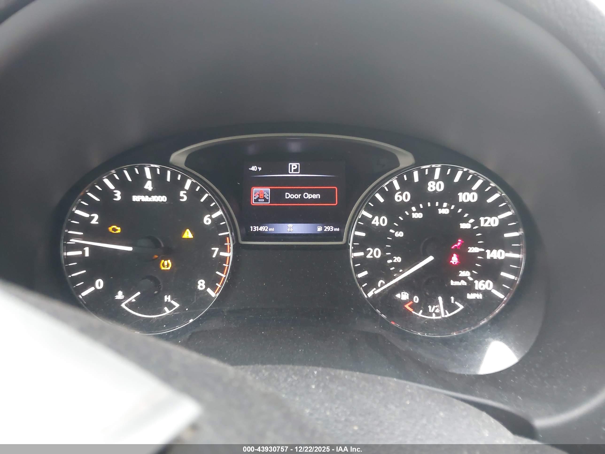 NISSAN ALTIMA image 7