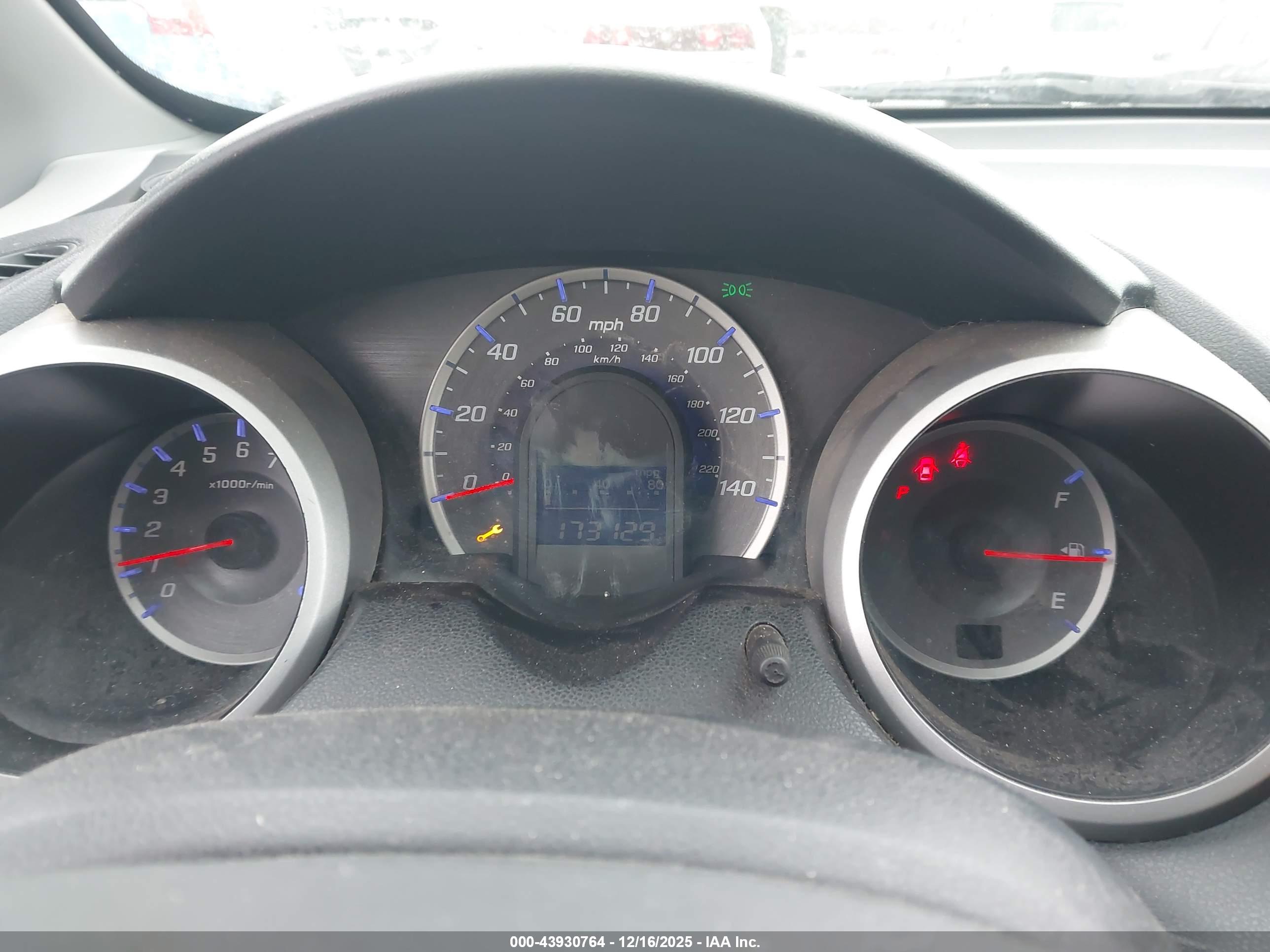 HONDA FIT image 7