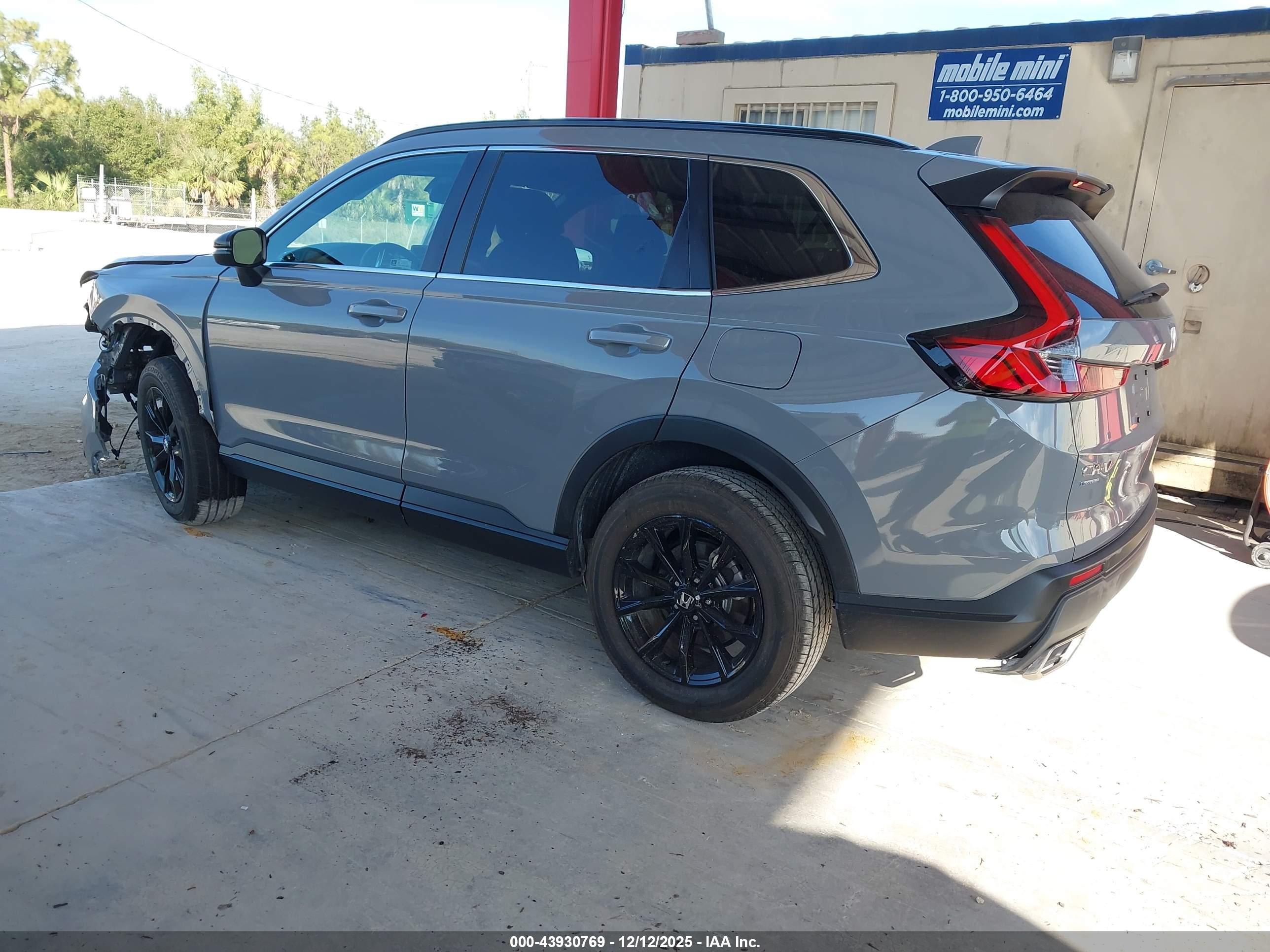 HONDA CR-V image 3