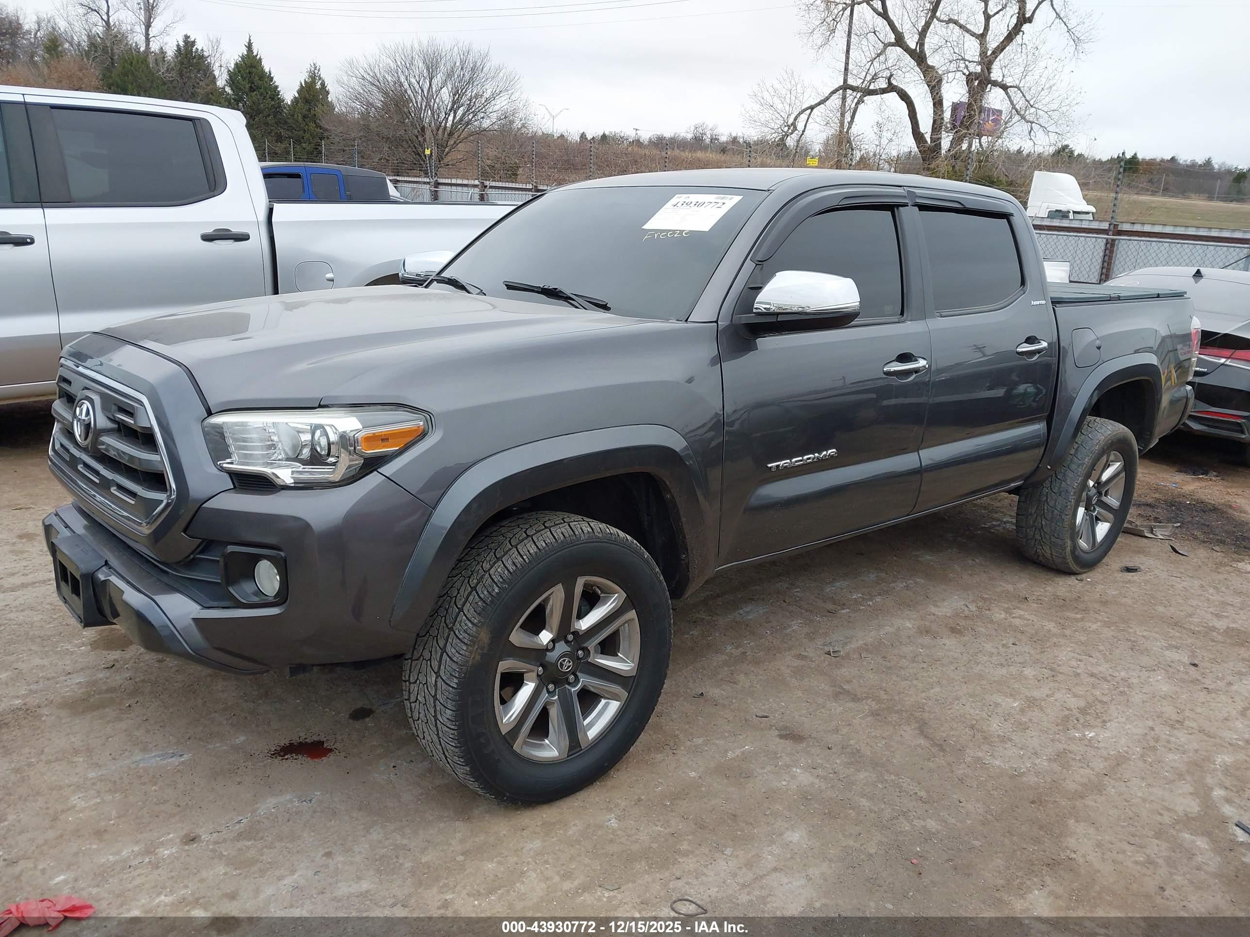 TOYOTA TACOMA image 2