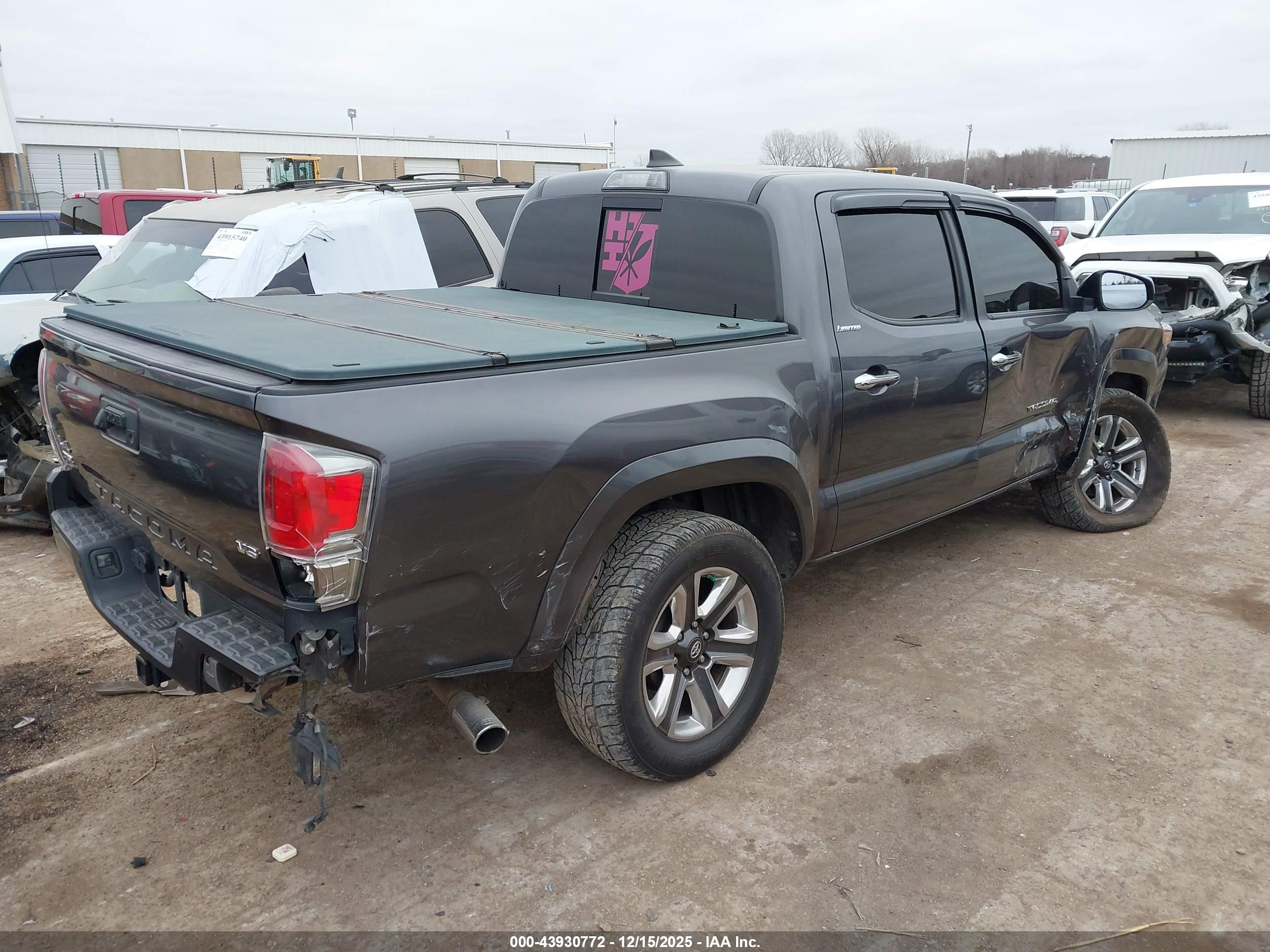 TOYOTA TACOMA image 4