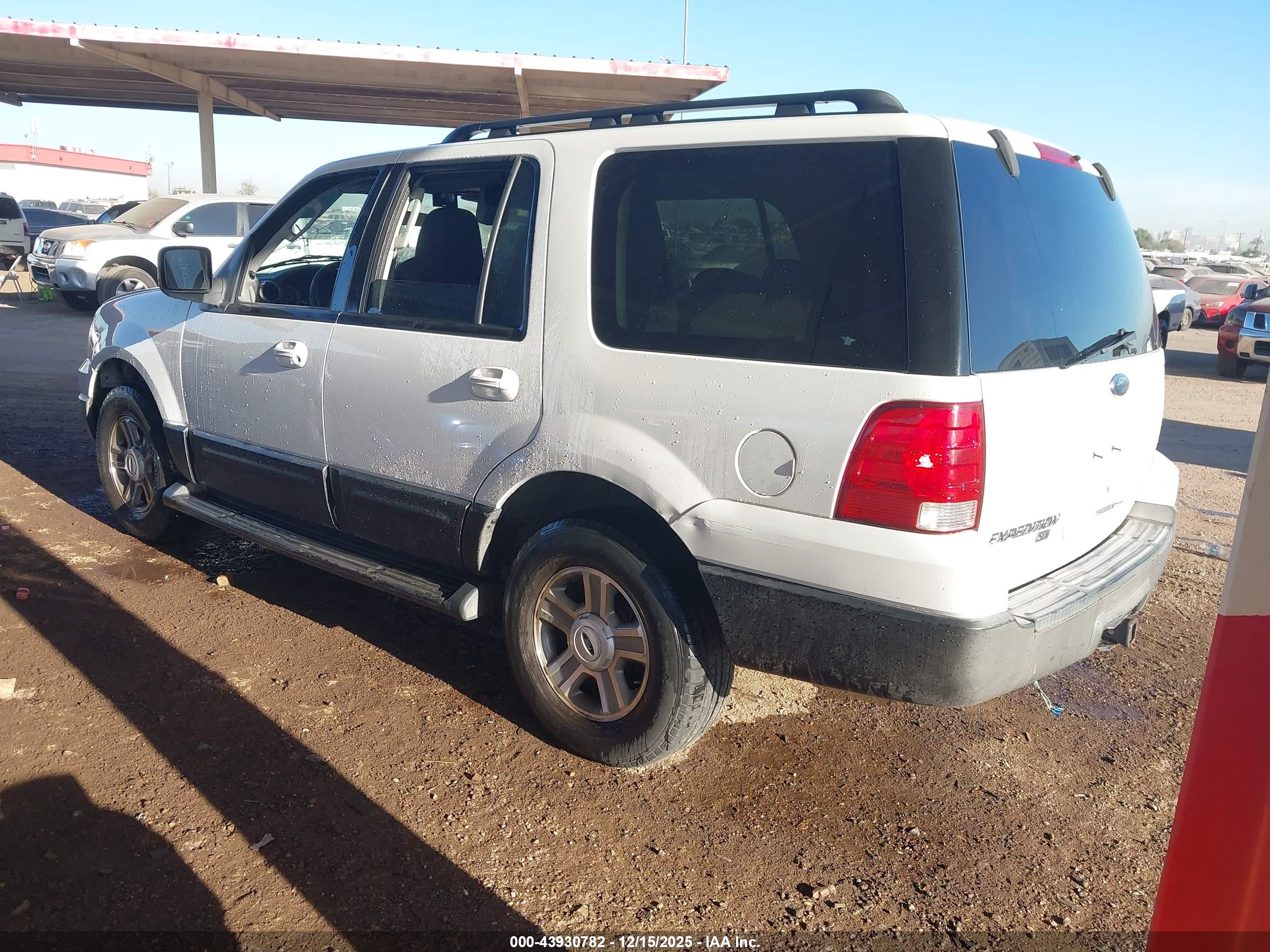 FORD EXPEDITION image 3