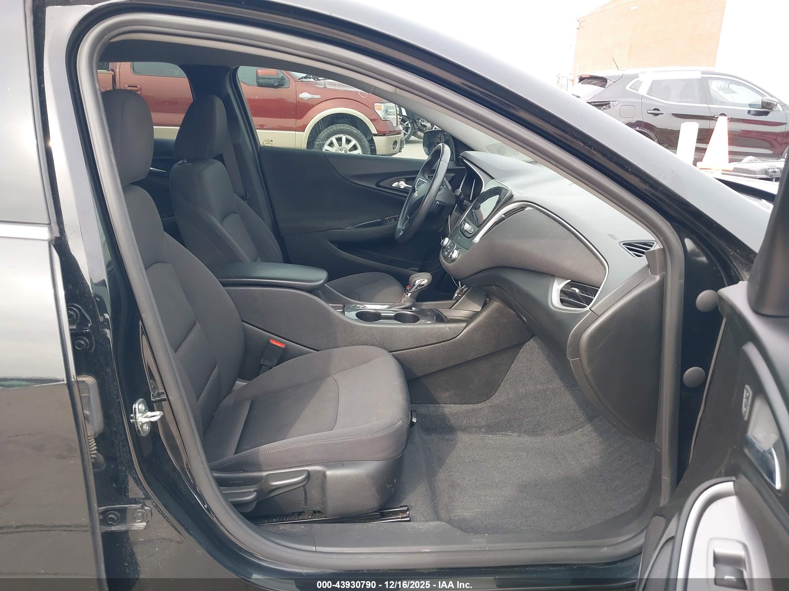 CHEVROLET MALIBU image 5