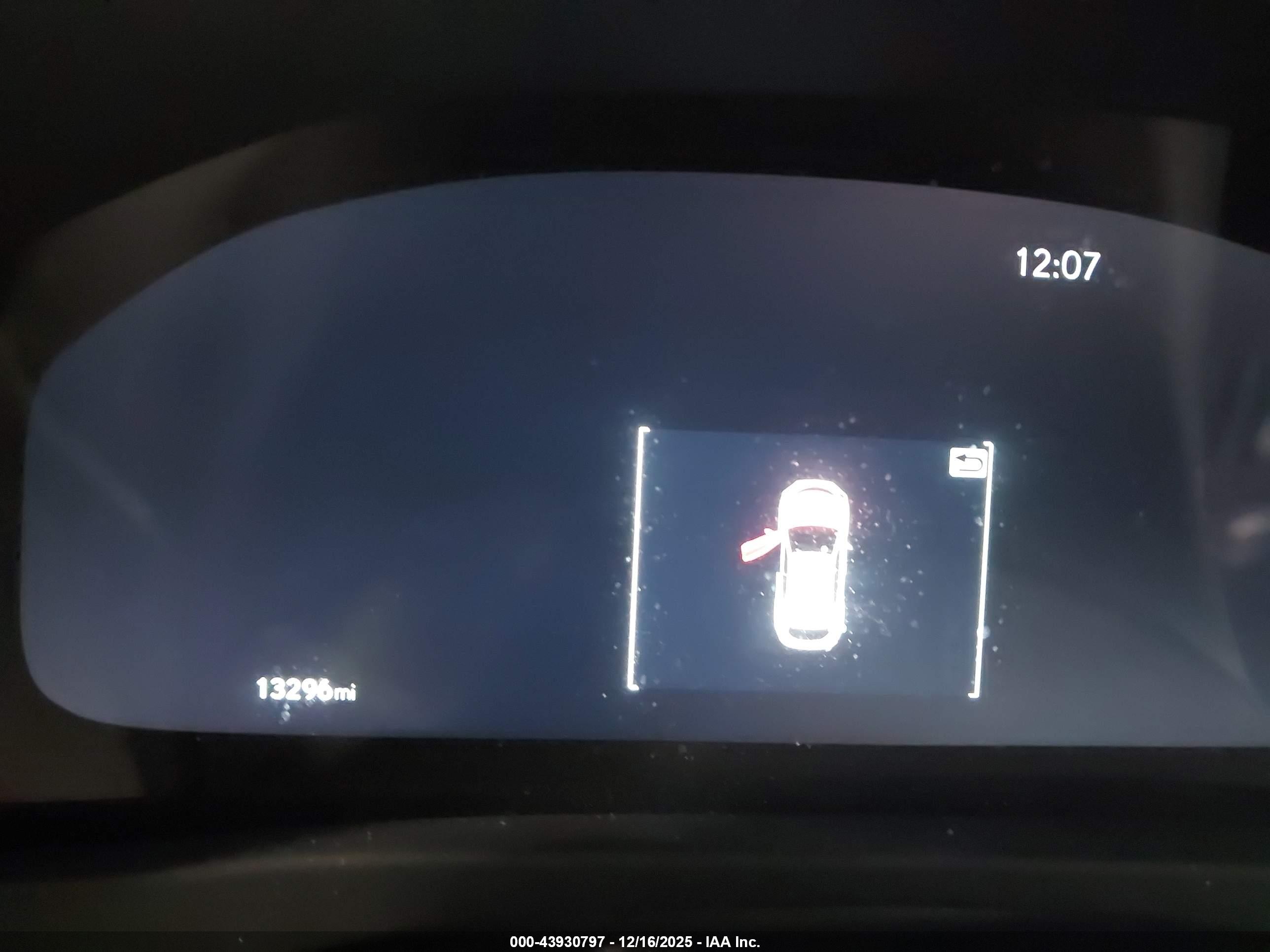 LEXUS UX image 7