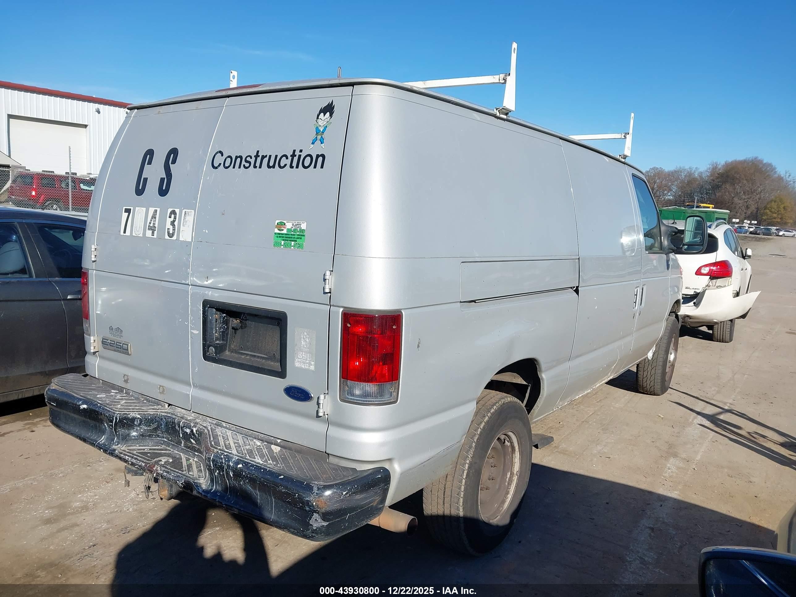 FORD E-250 image 4