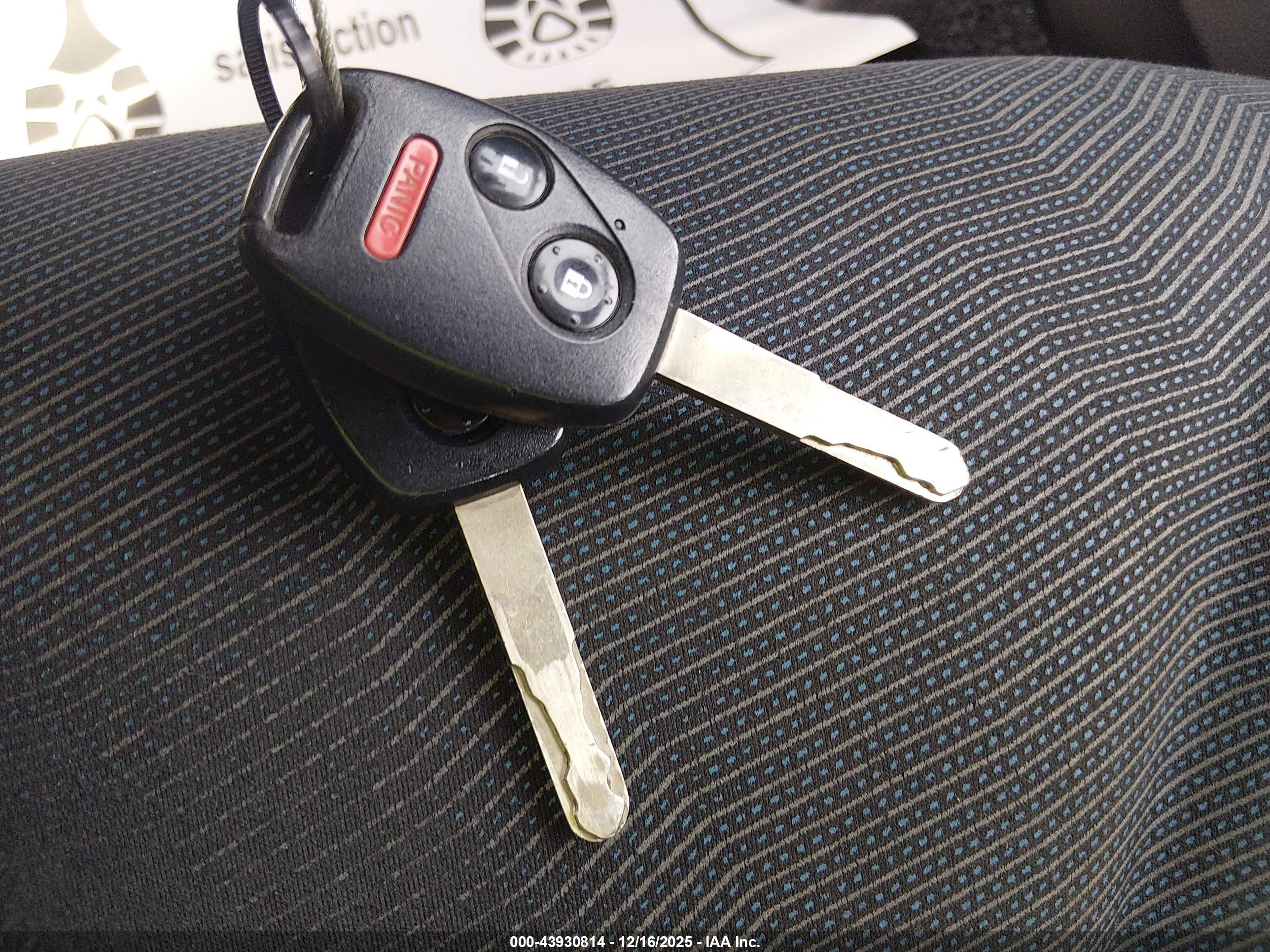 HONDA FIT image 11
