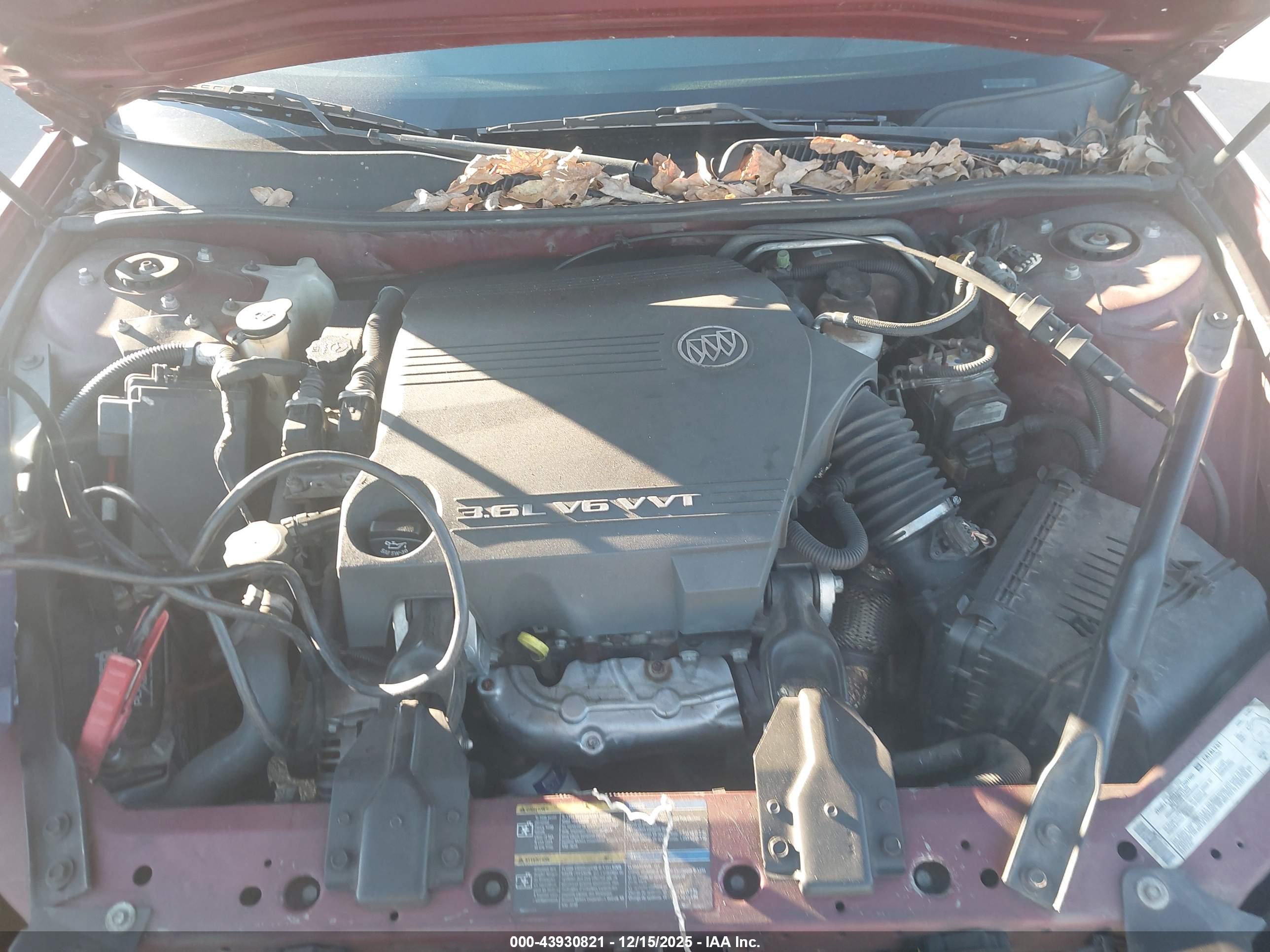 BUICK LACROSSE image 10