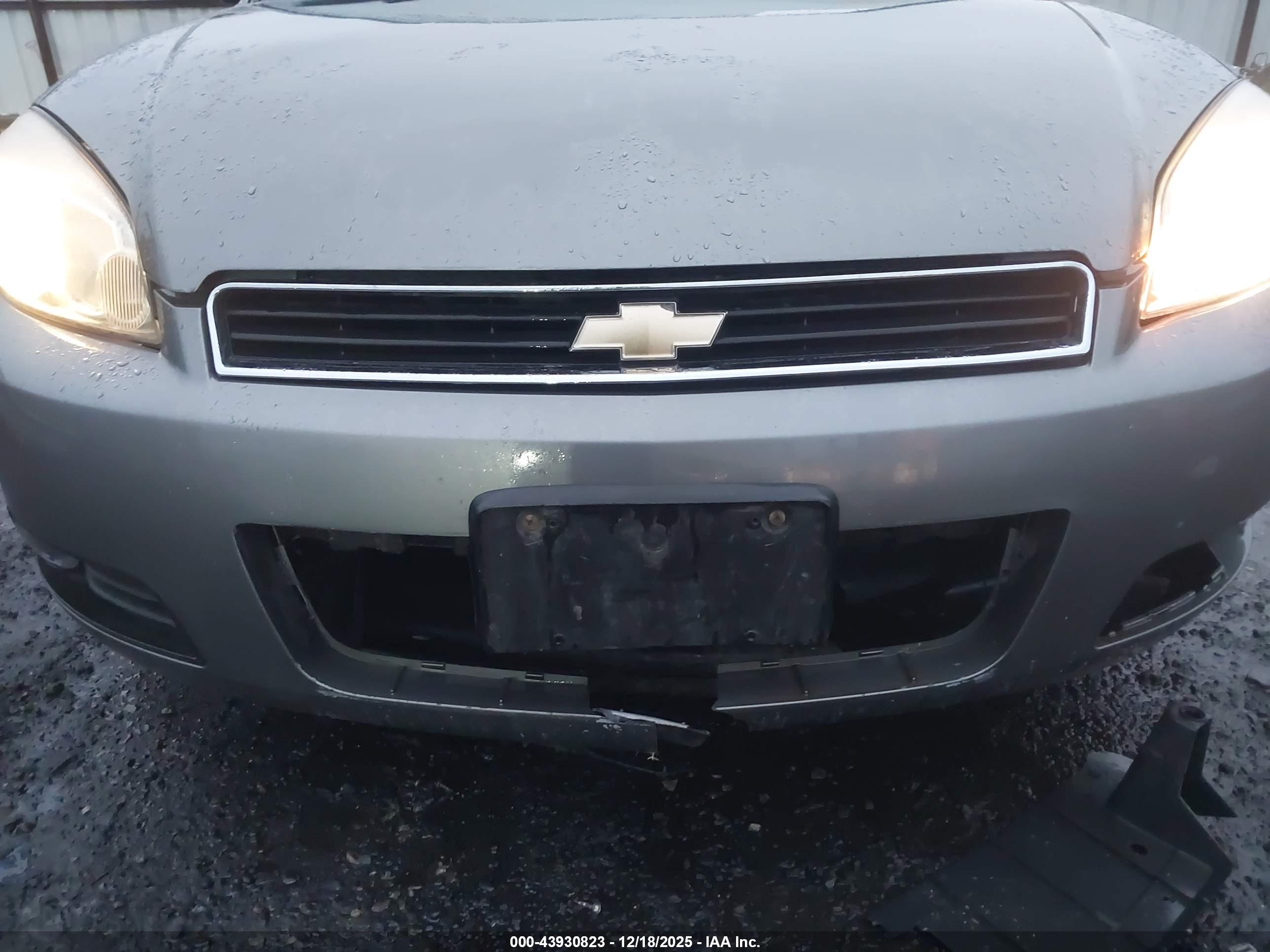 CHEVROLET IMPALA image 6