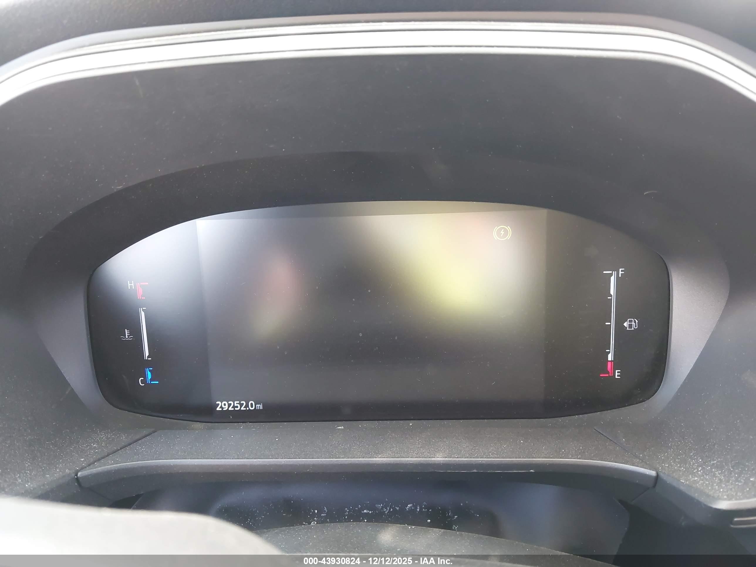 FORD ESCAPE image 7