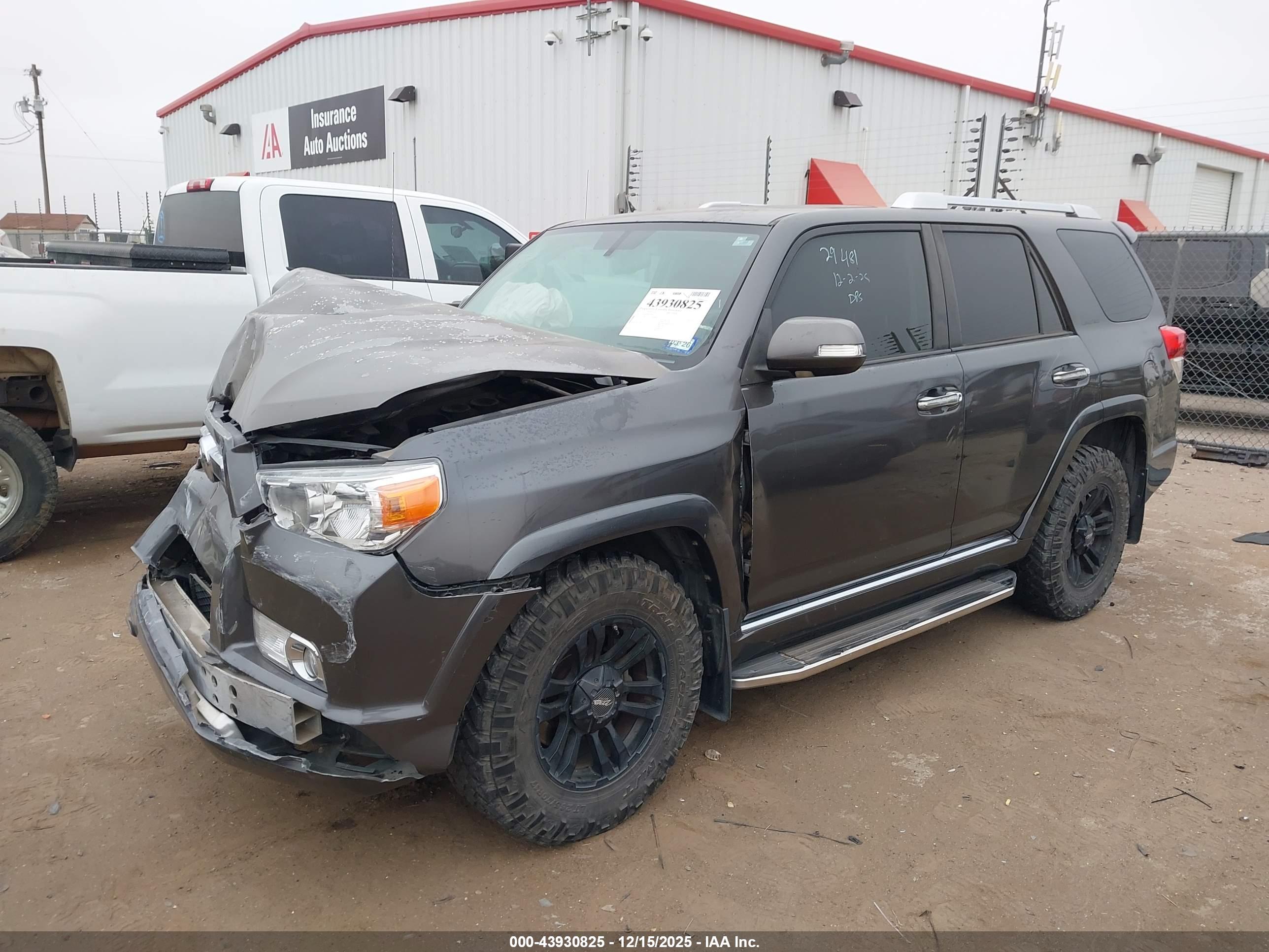 TOYOTA 4RUNNER image 2