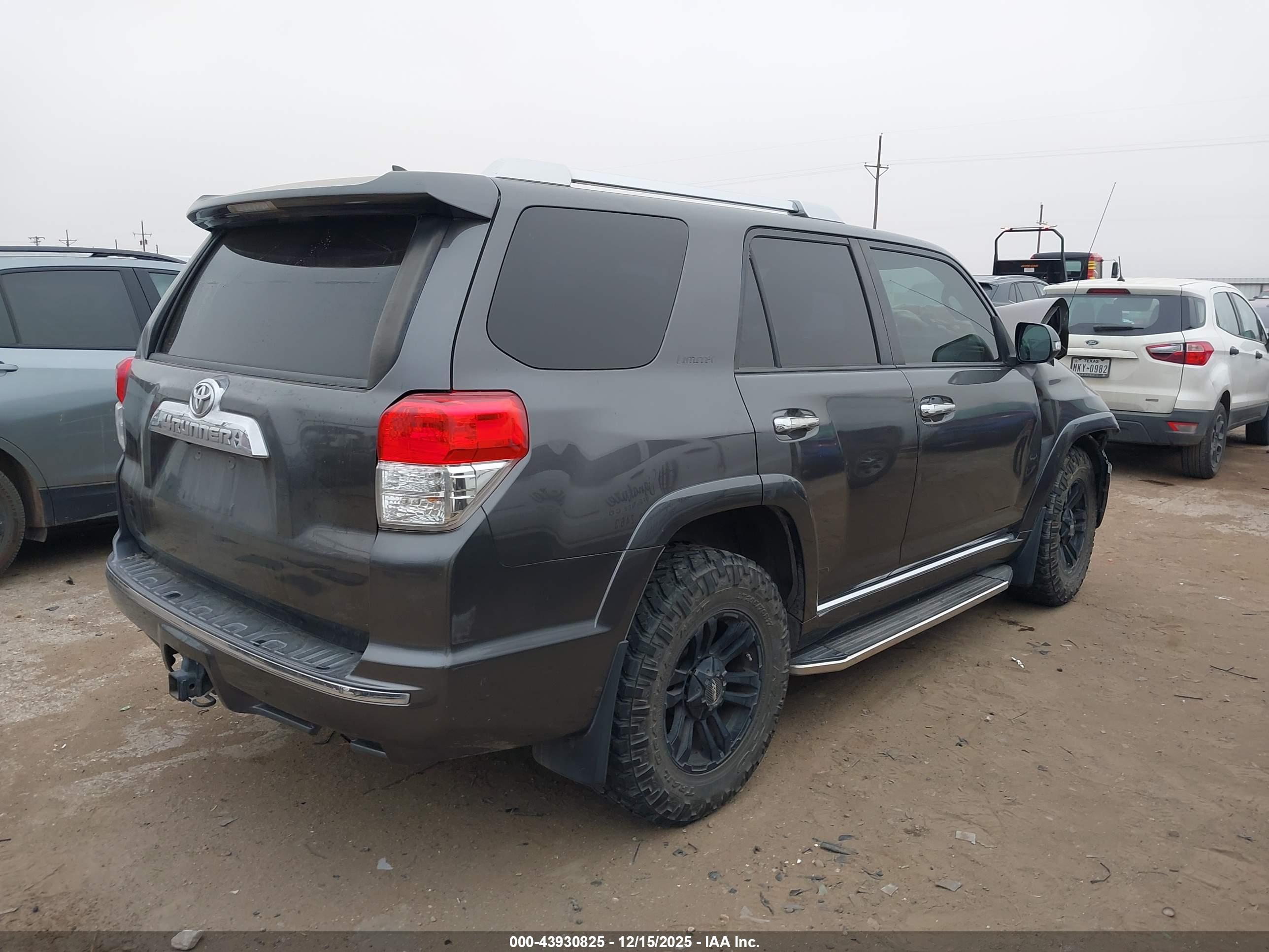 TOYOTA 4RUNNER image 4