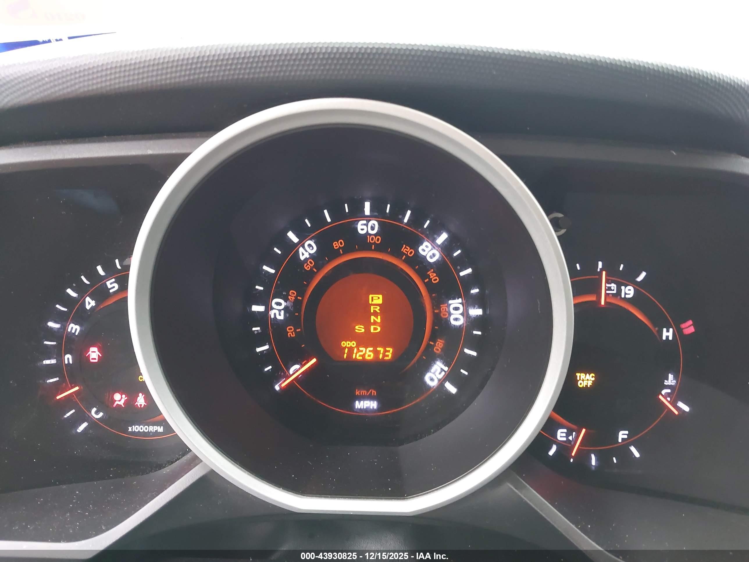 TOYOTA 4RUNNER image 7