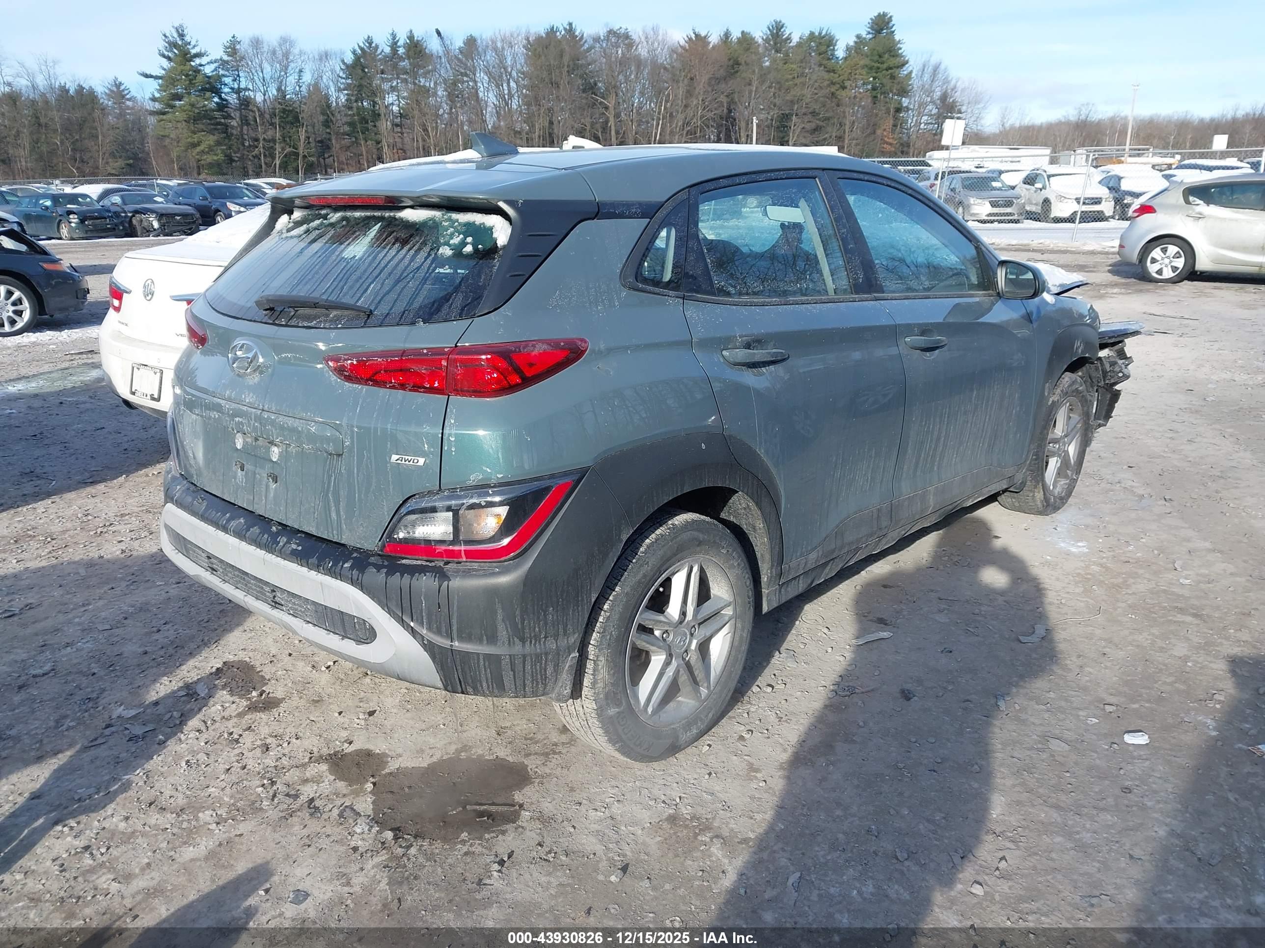 HYUNDAI KONA image 4