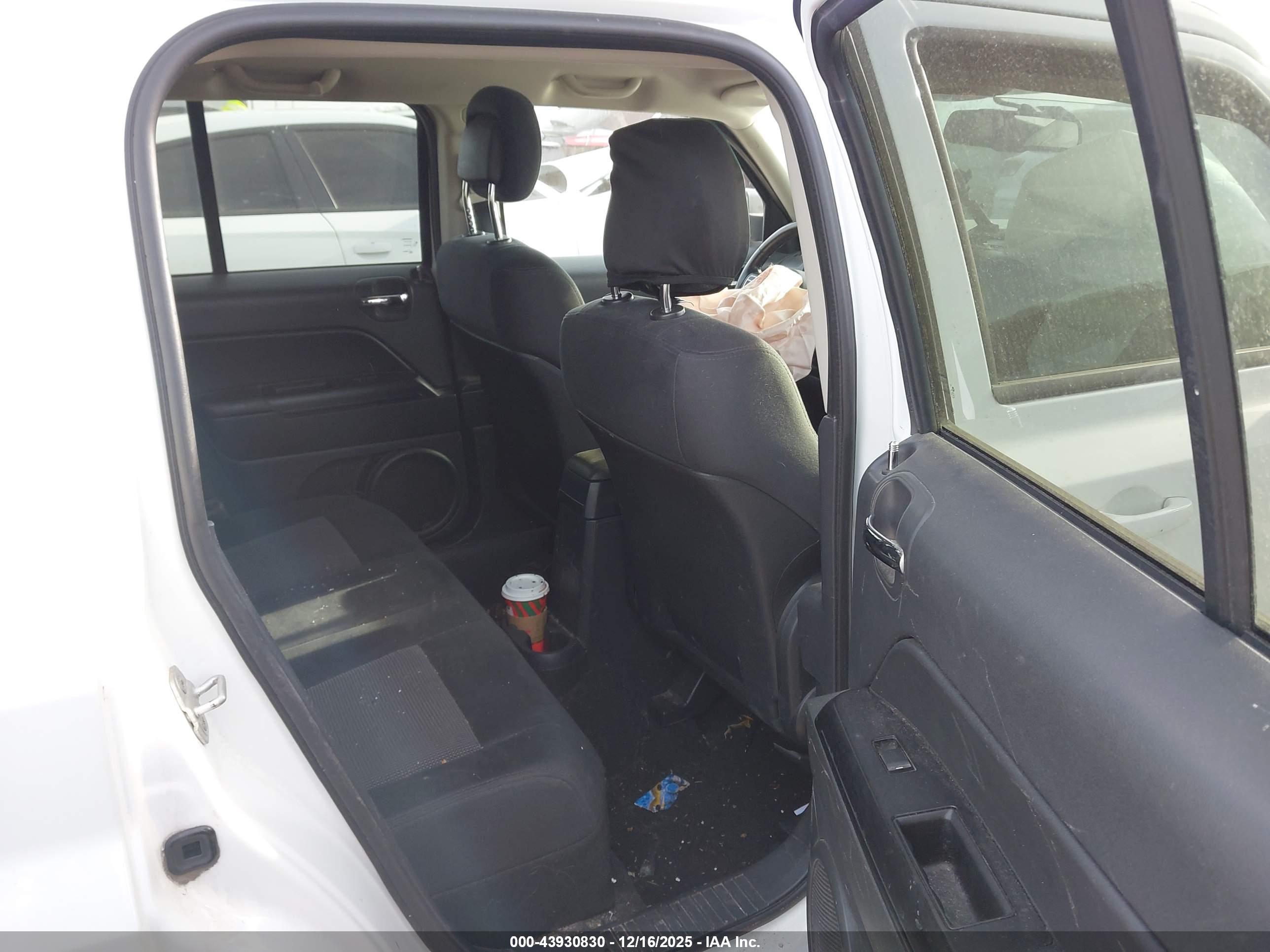 JEEP PATRIOT image 8