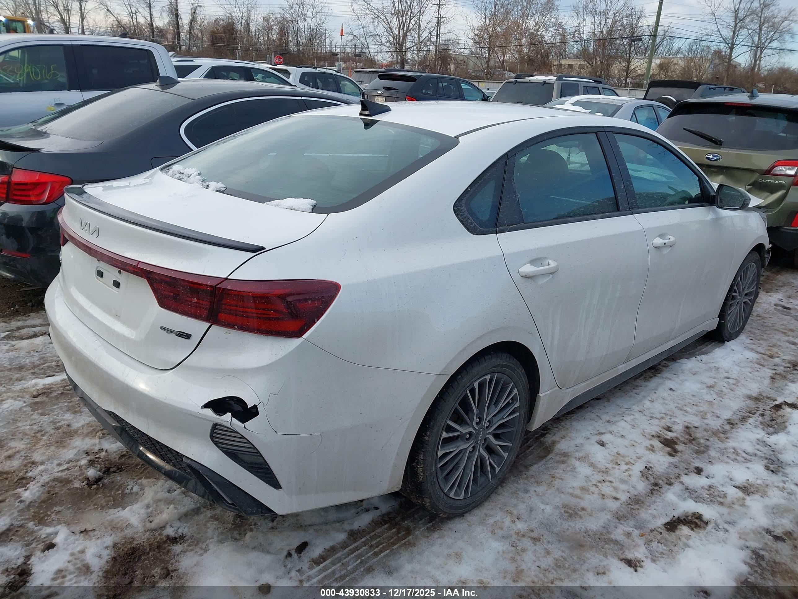KIA FORTE image 4