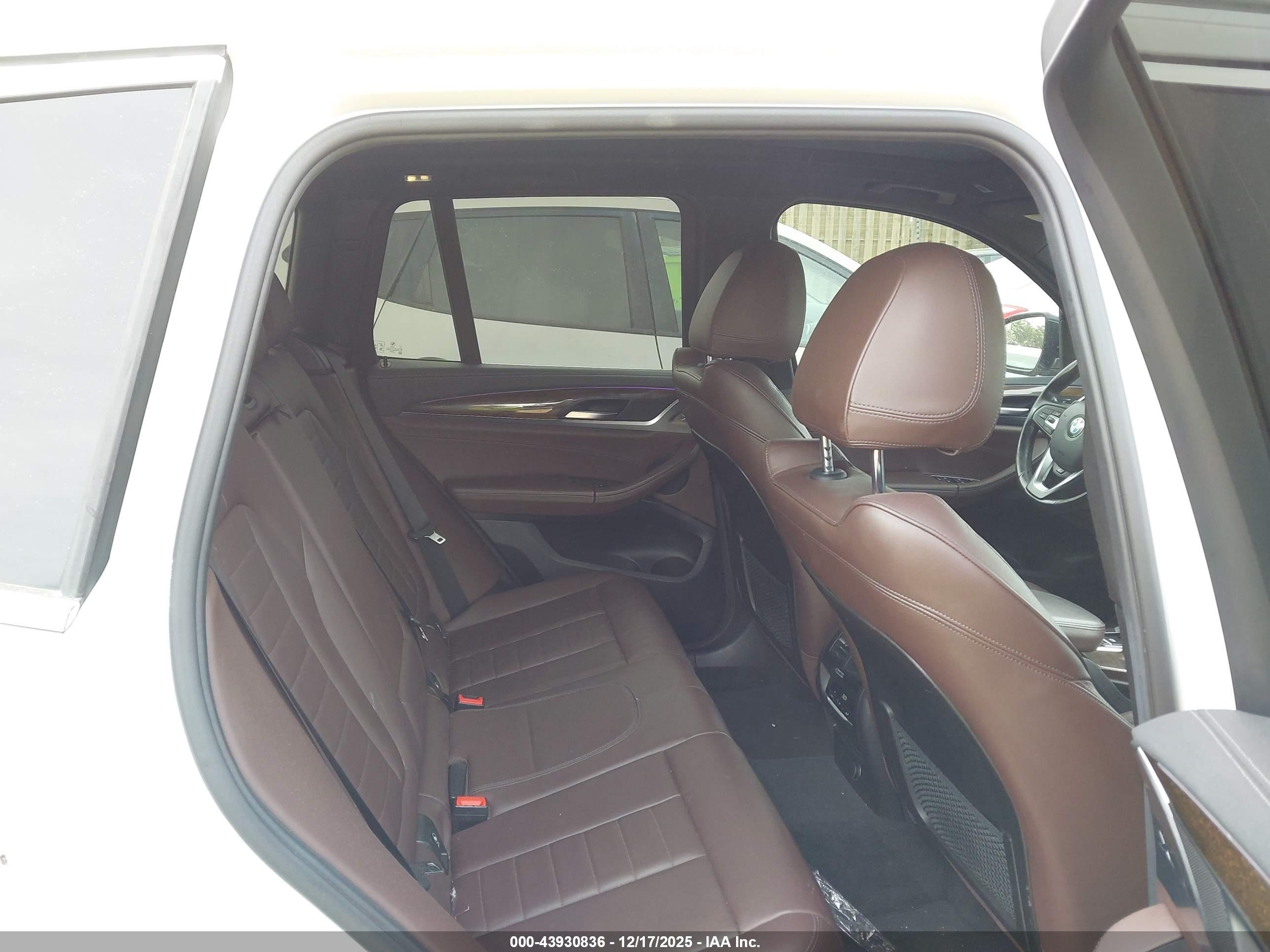 BMW X3 image 8