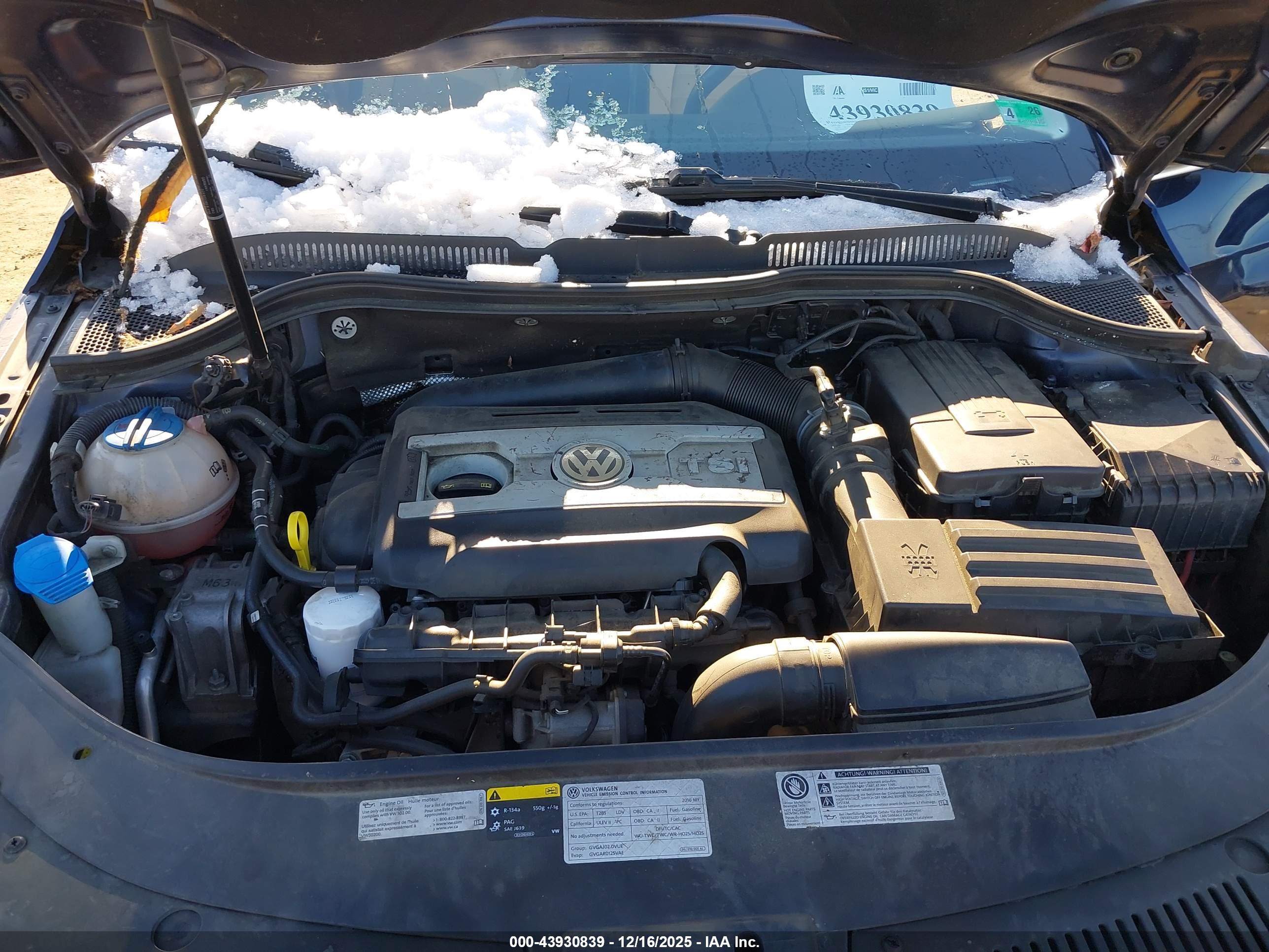 VOLKSWAGEN CC image 10
