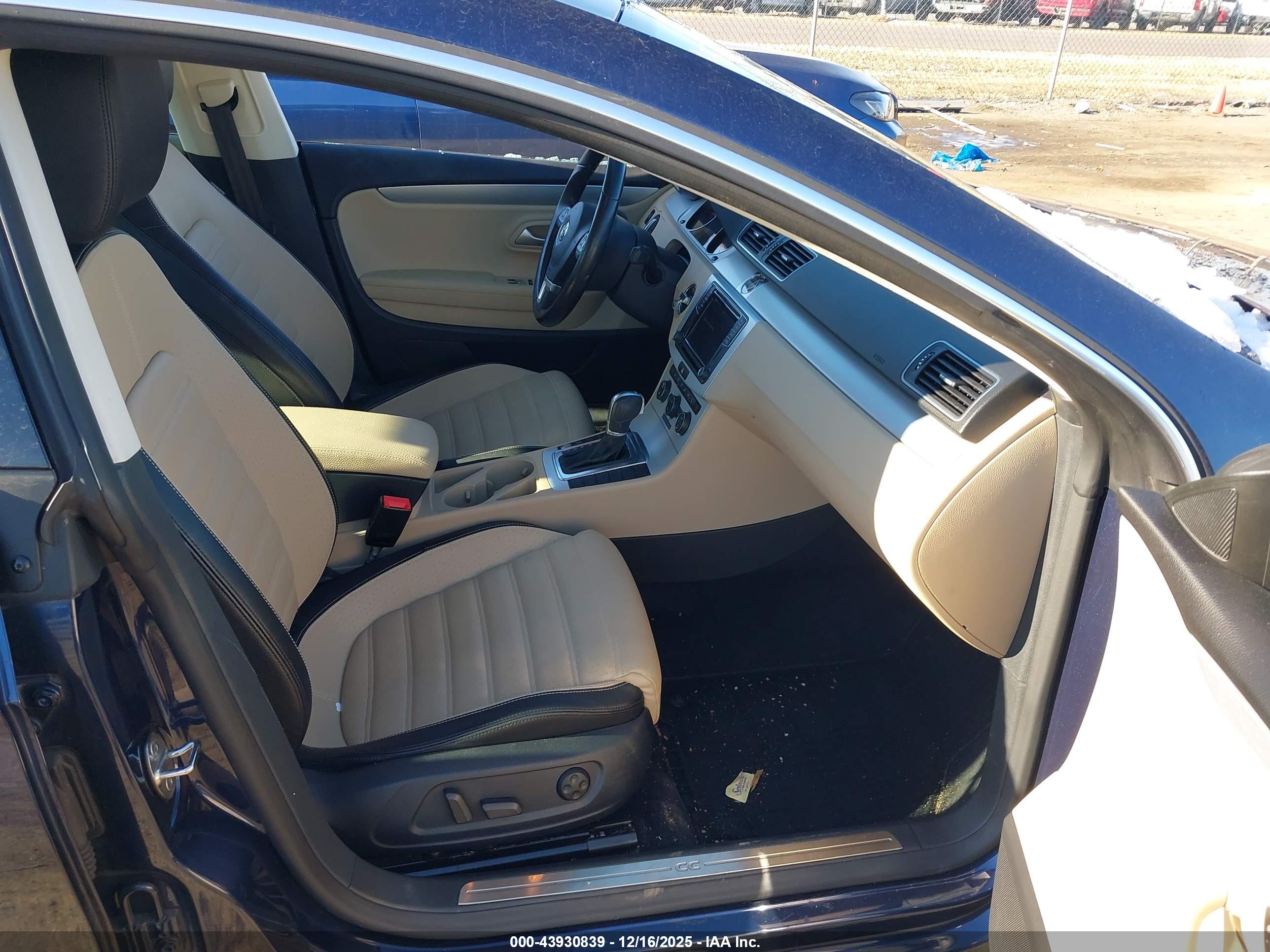 VOLKSWAGEN CC image 5