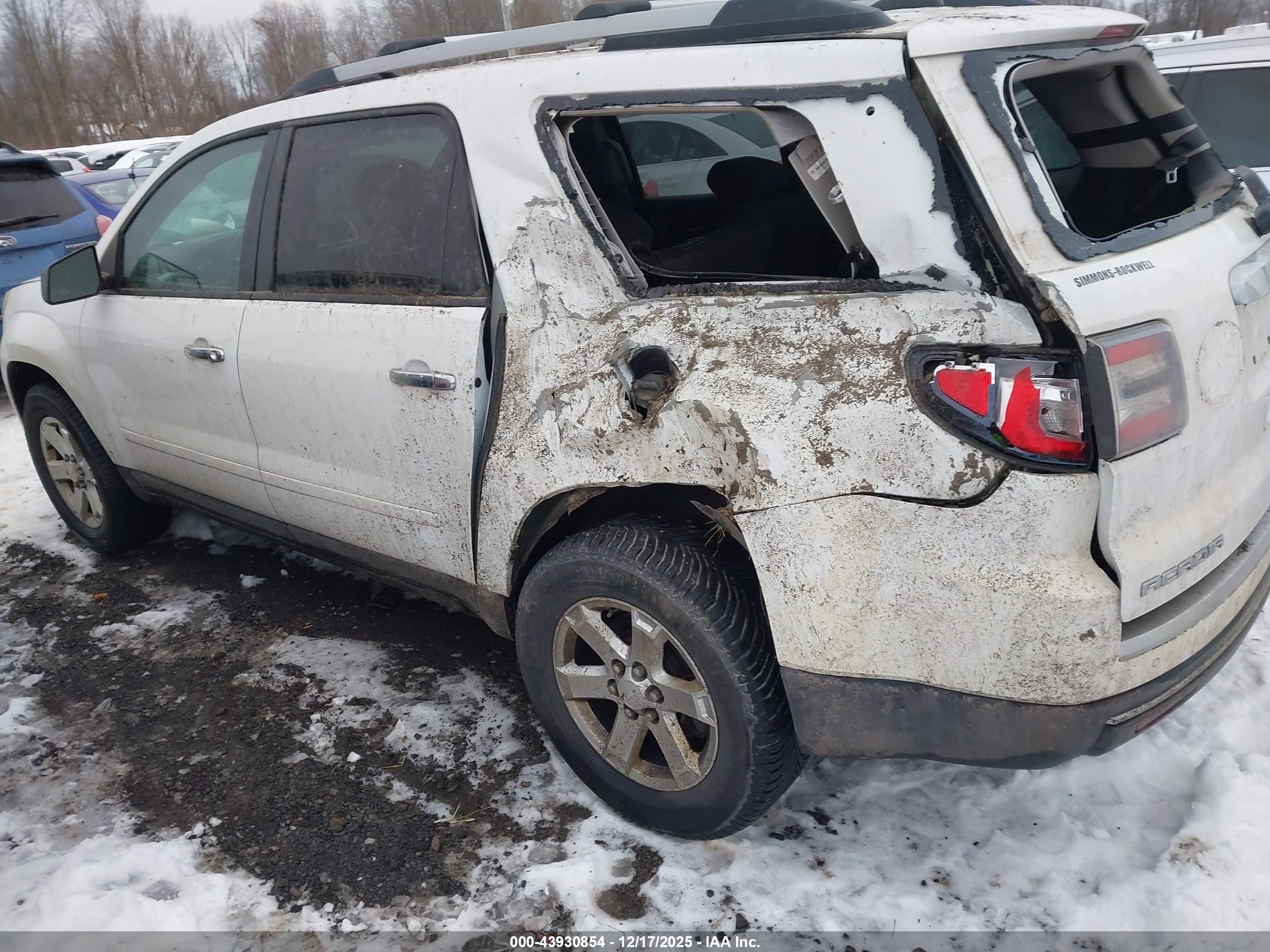 GMC ACADIA image 3