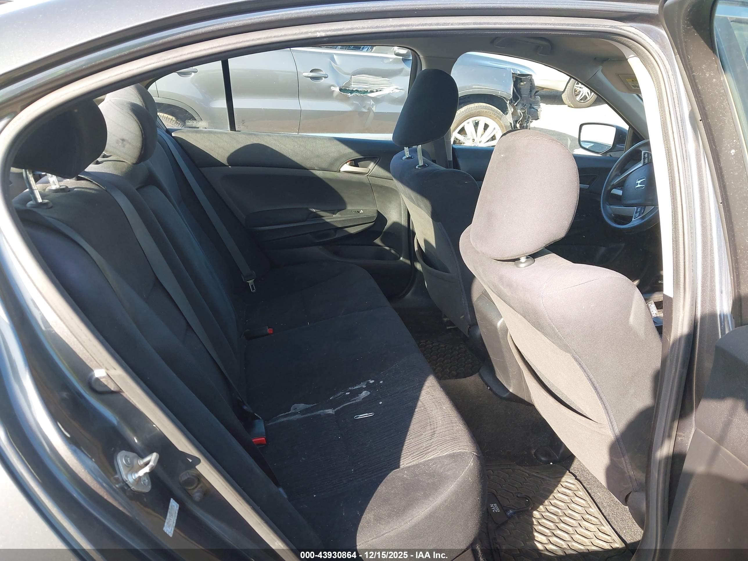 HONDA ACCORD image 8