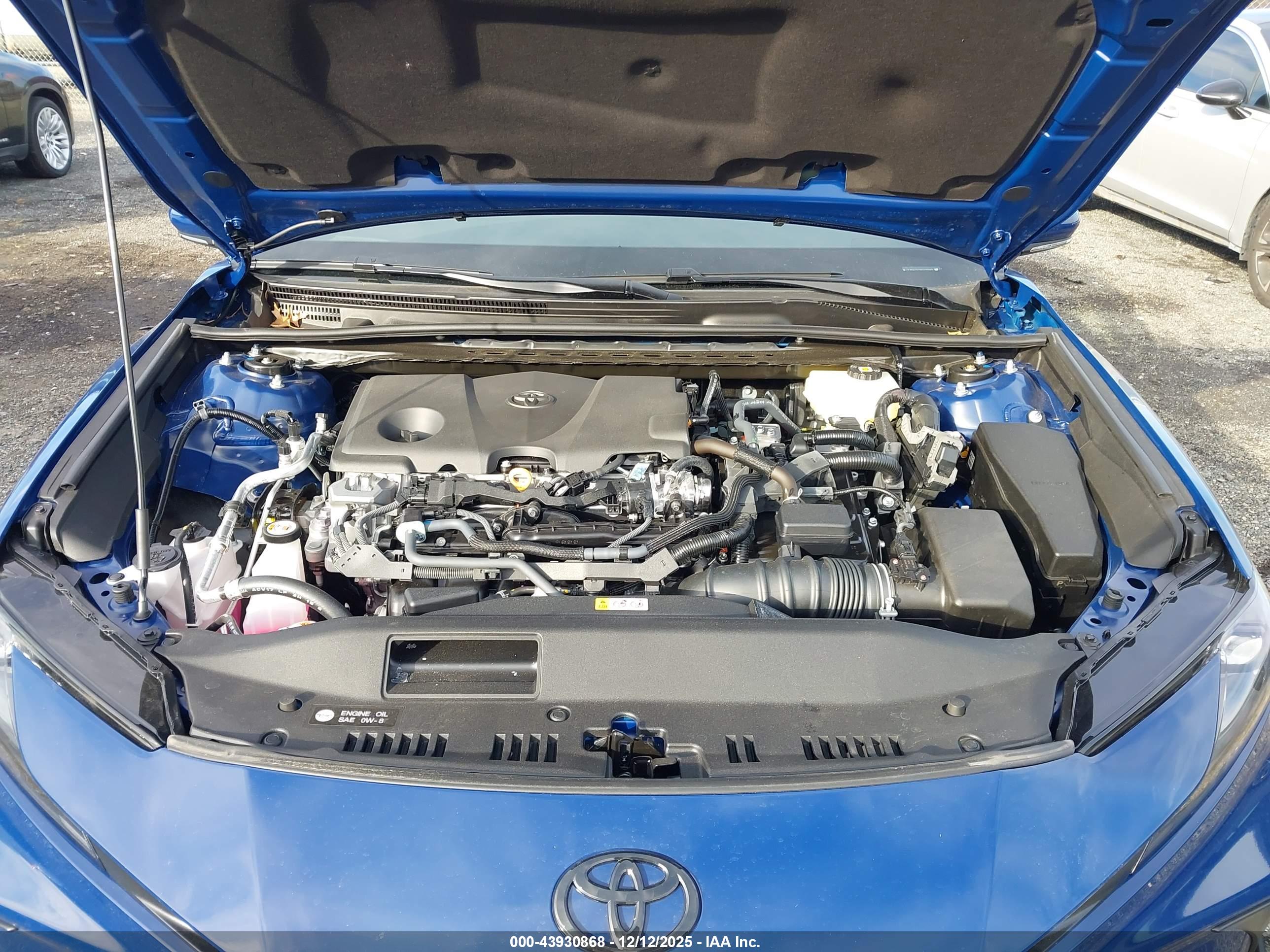 TOYOTA CAMRY image 10
