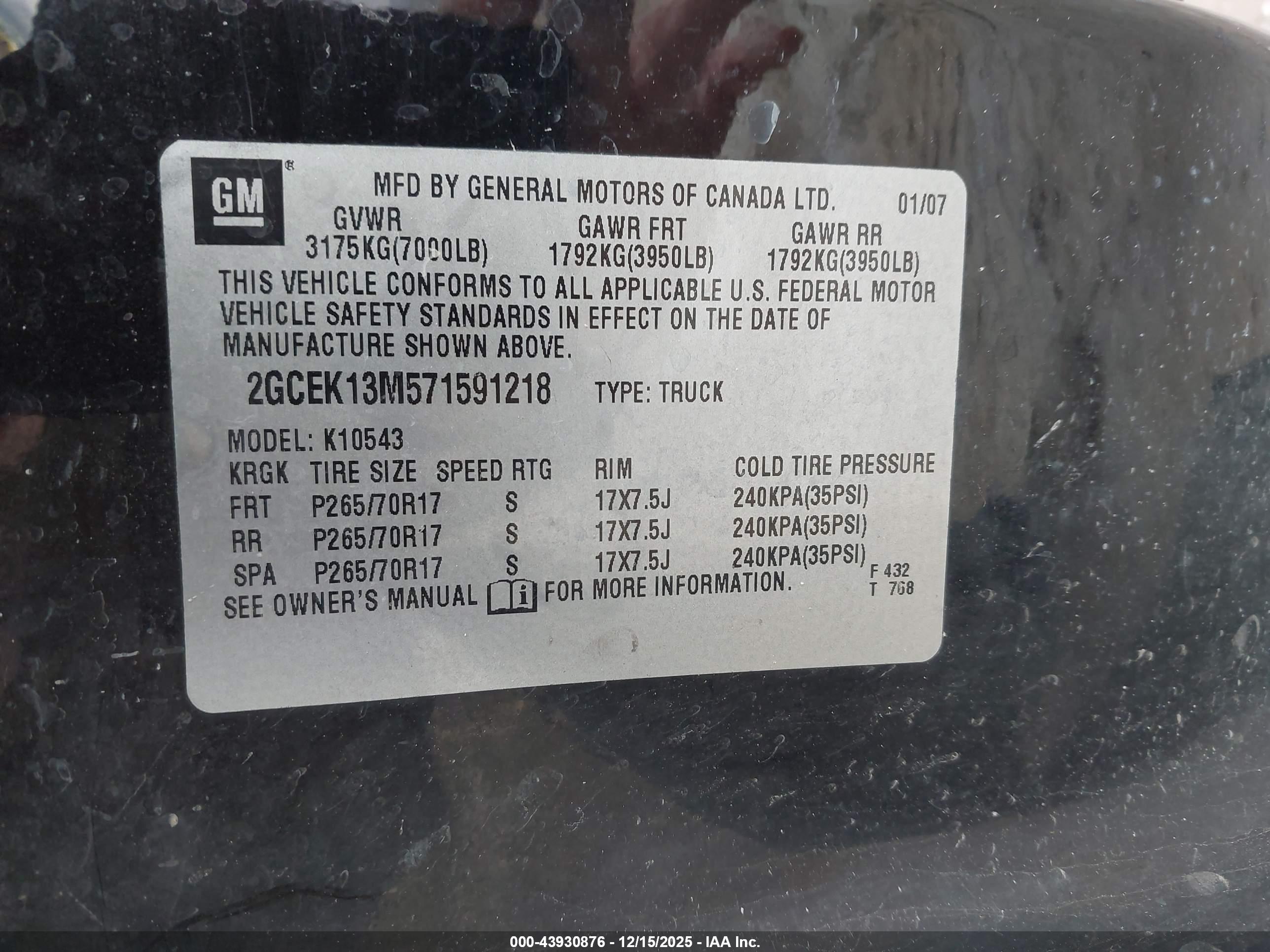 CHEVROLET SILVERADO image 9