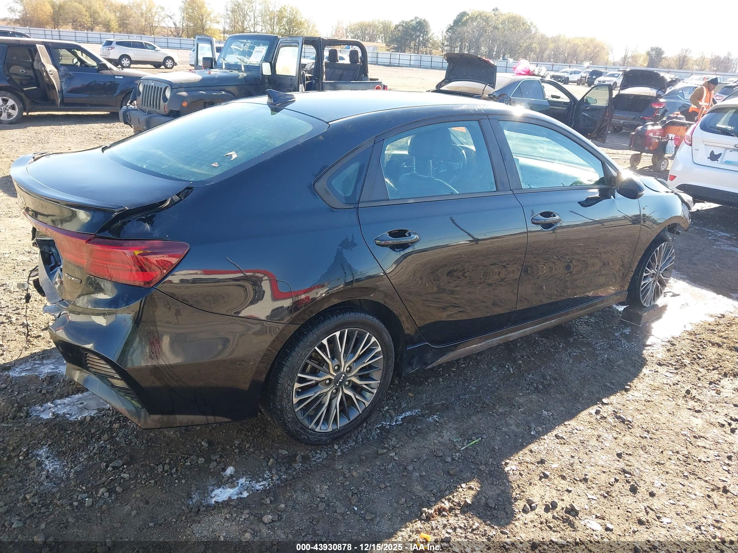 KIA FORTE image 4