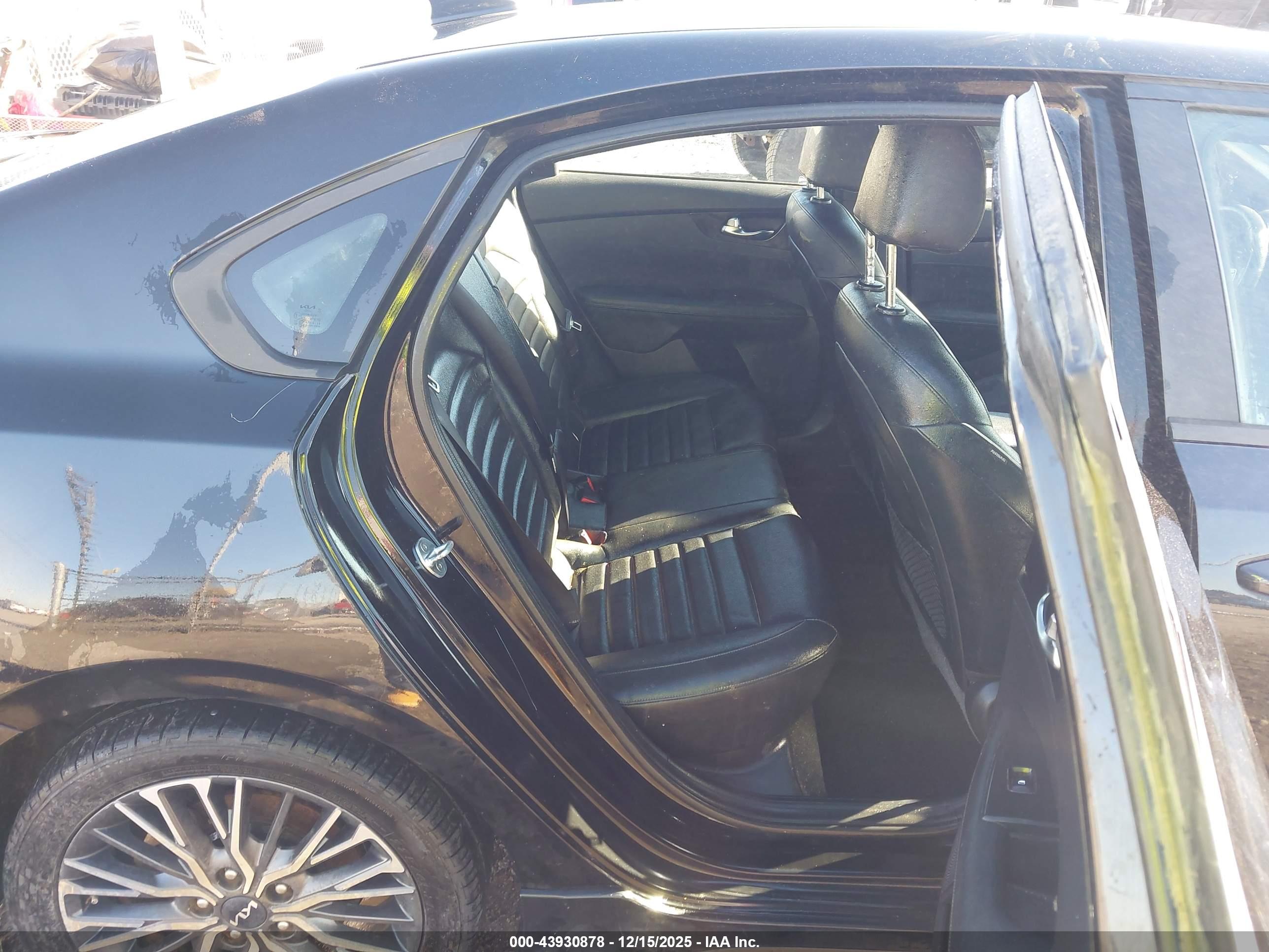 KIA FORTE image 8