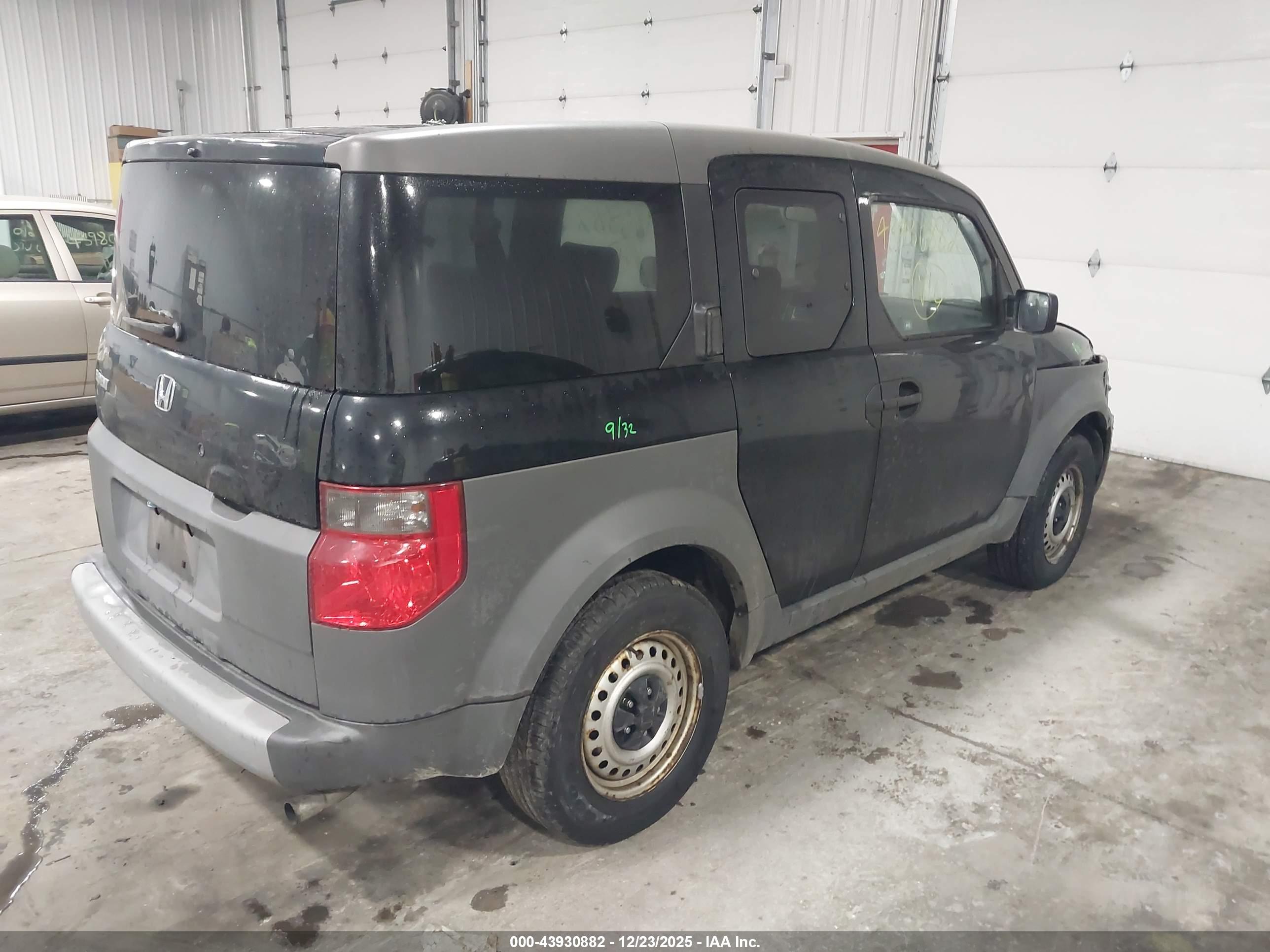 HONDA ELEMENT image 4