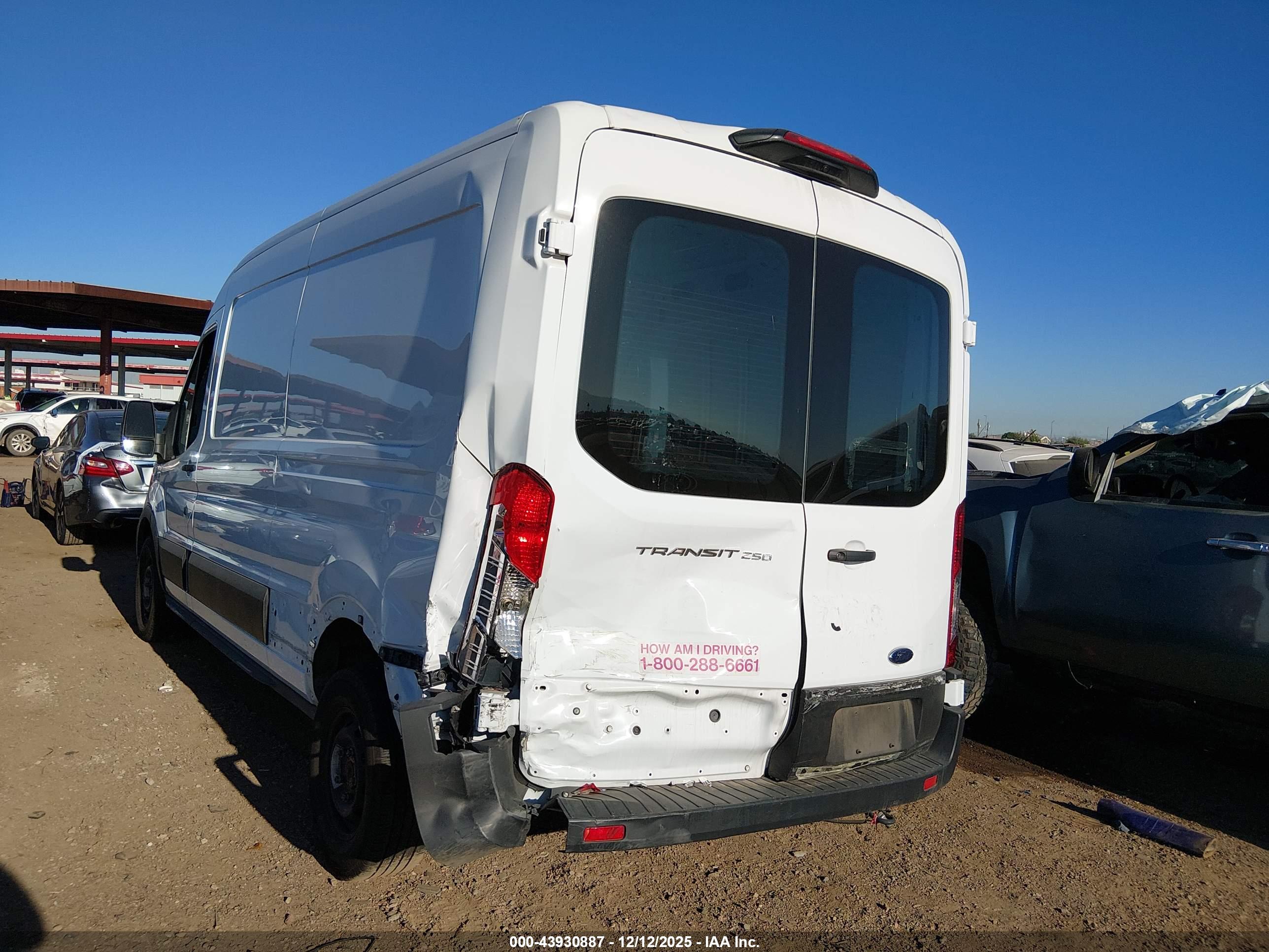 FORD TRANSIT-250 image 6