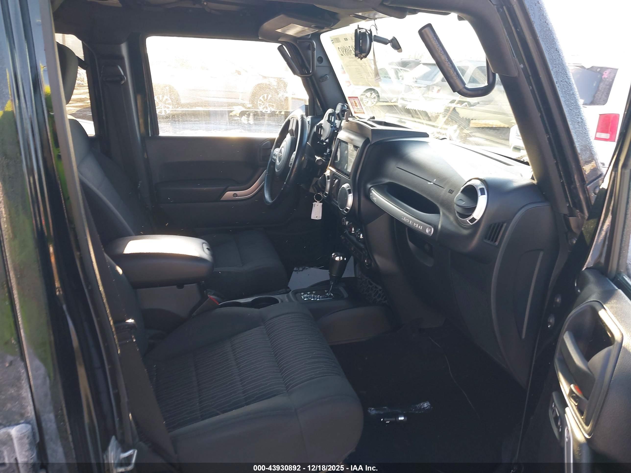 JEEP WRANGLER image 5