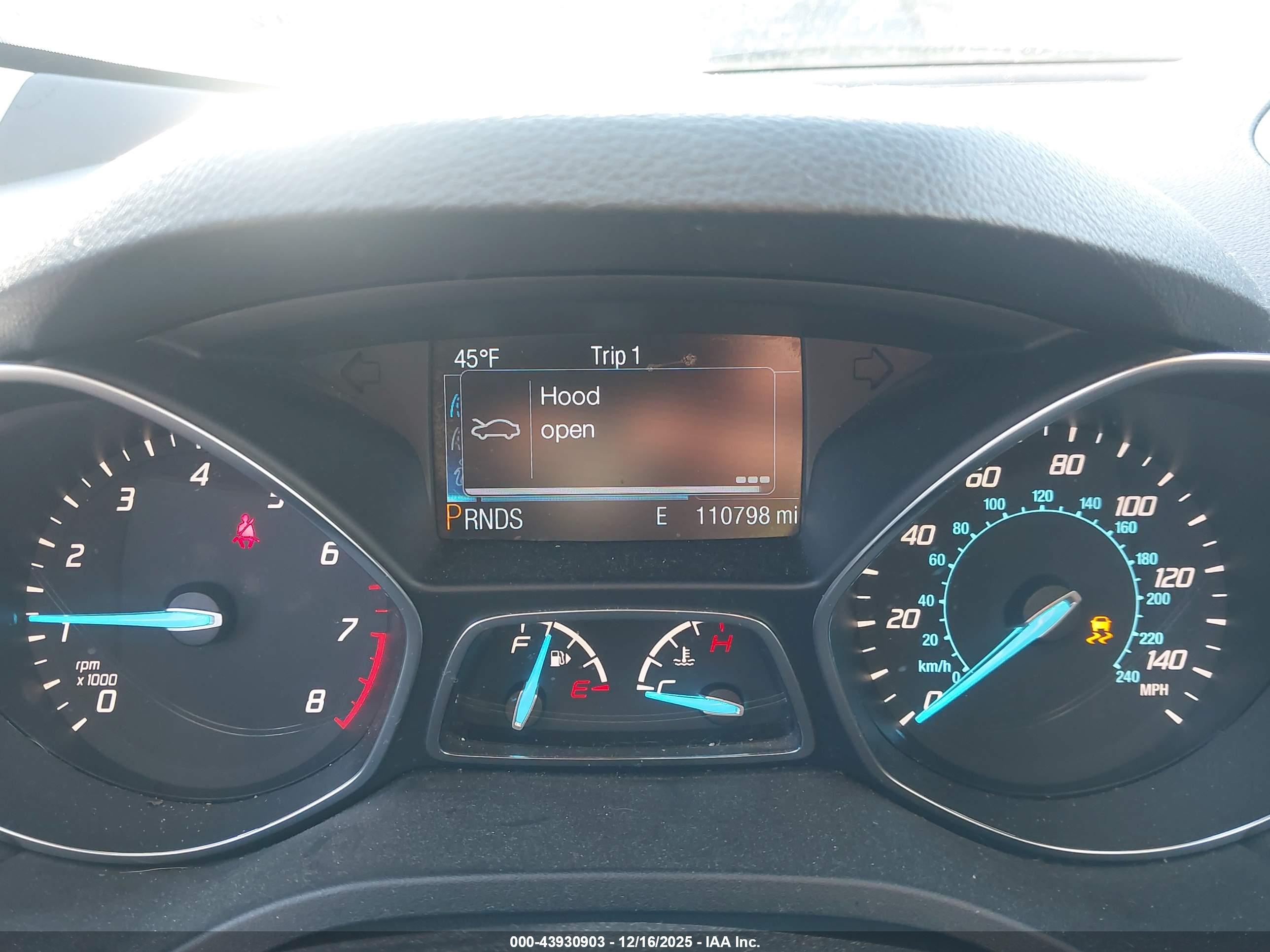 FORD ESCAPE image 7
