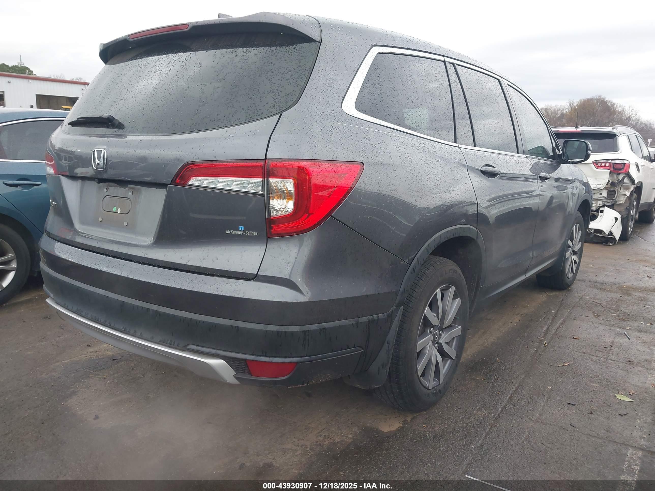 HONDA PILOT image 4