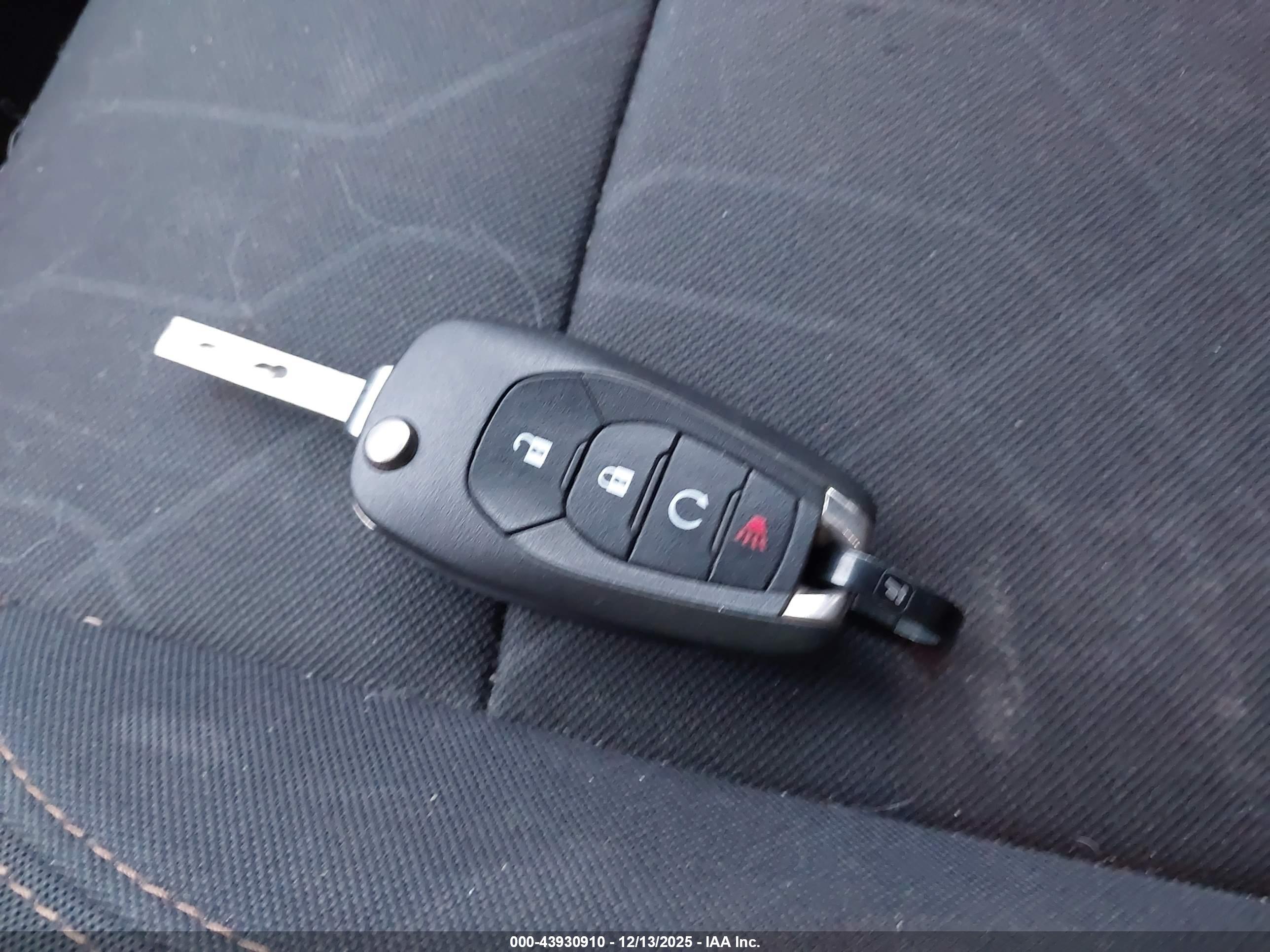 CHEVROLET TRAX image 11