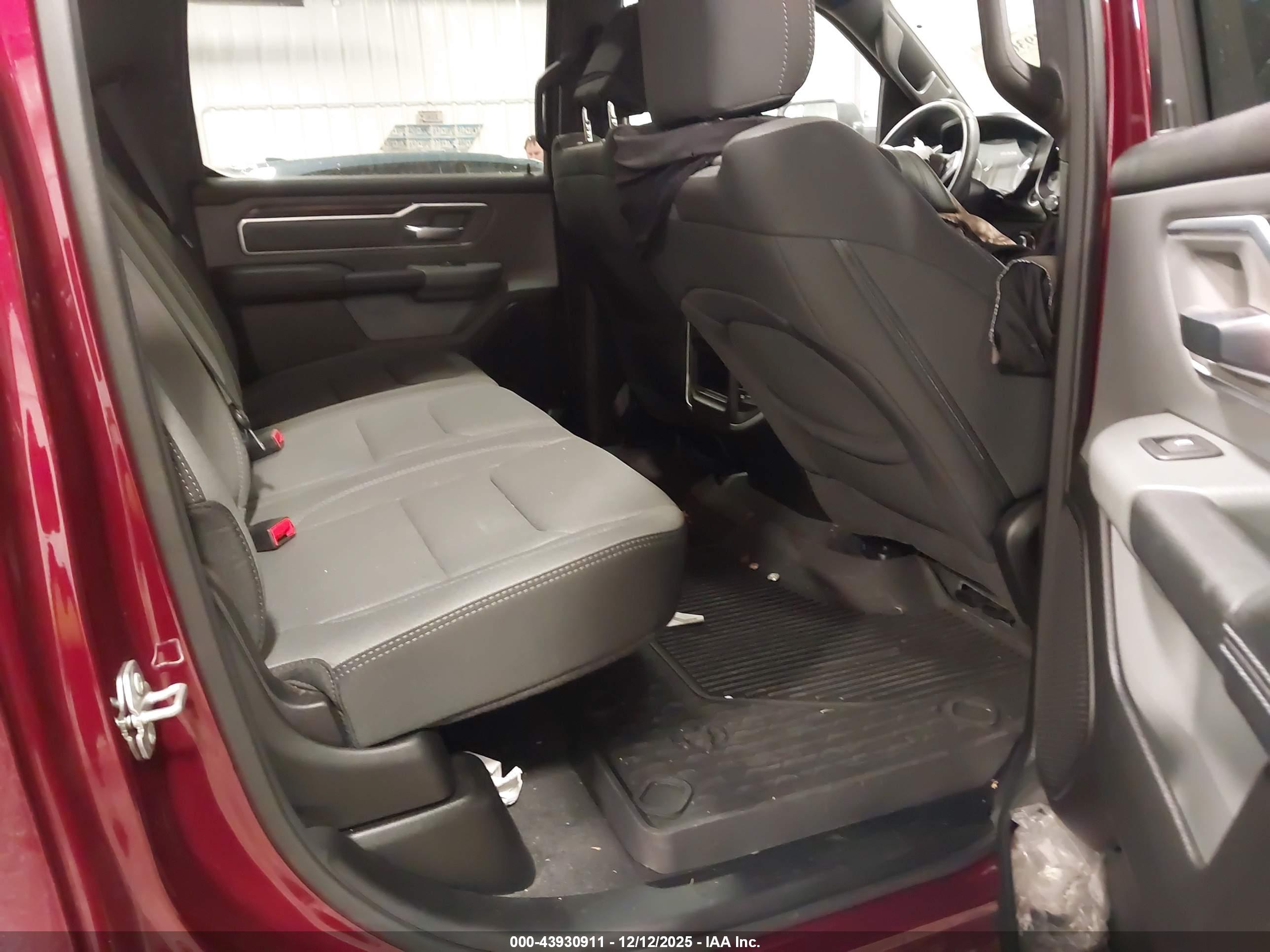 RAM 1500 image 8