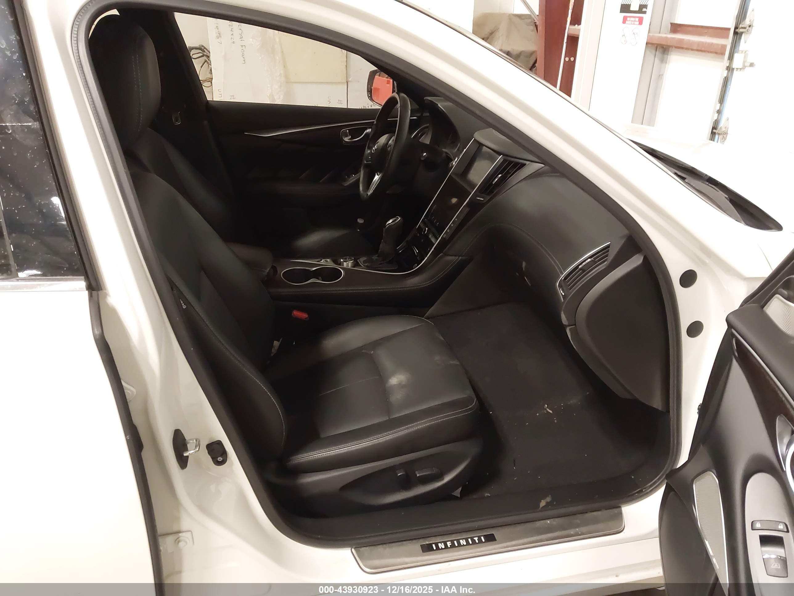 INFINITI Q50 image 5