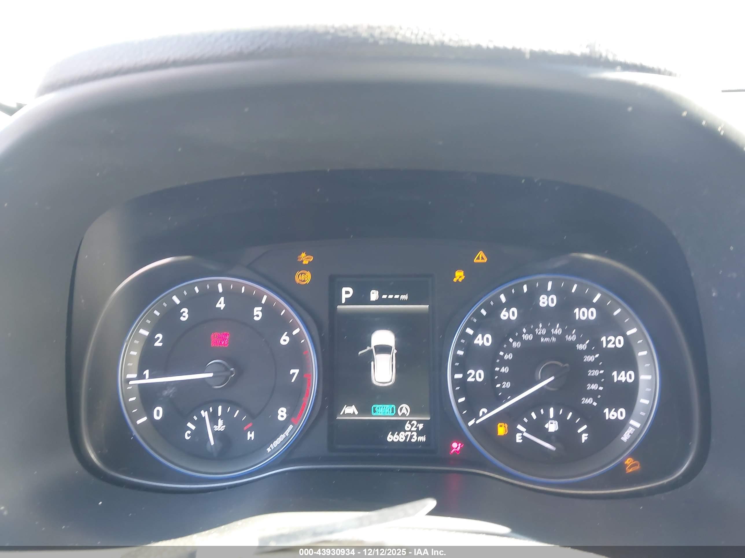 HYUNDAI KONA image 7