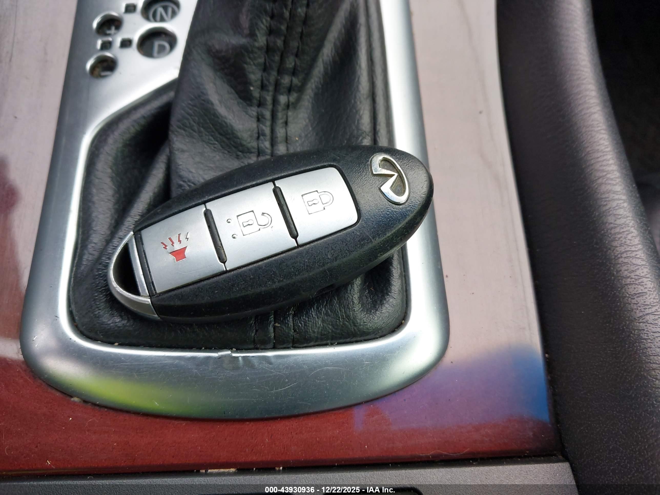 INFINITI QX50 image 11