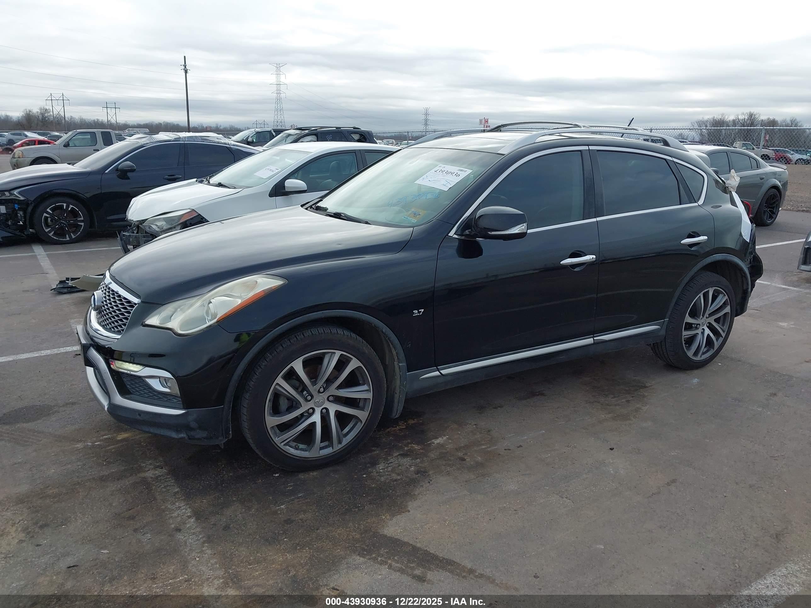 INFINITI QX50 image 2