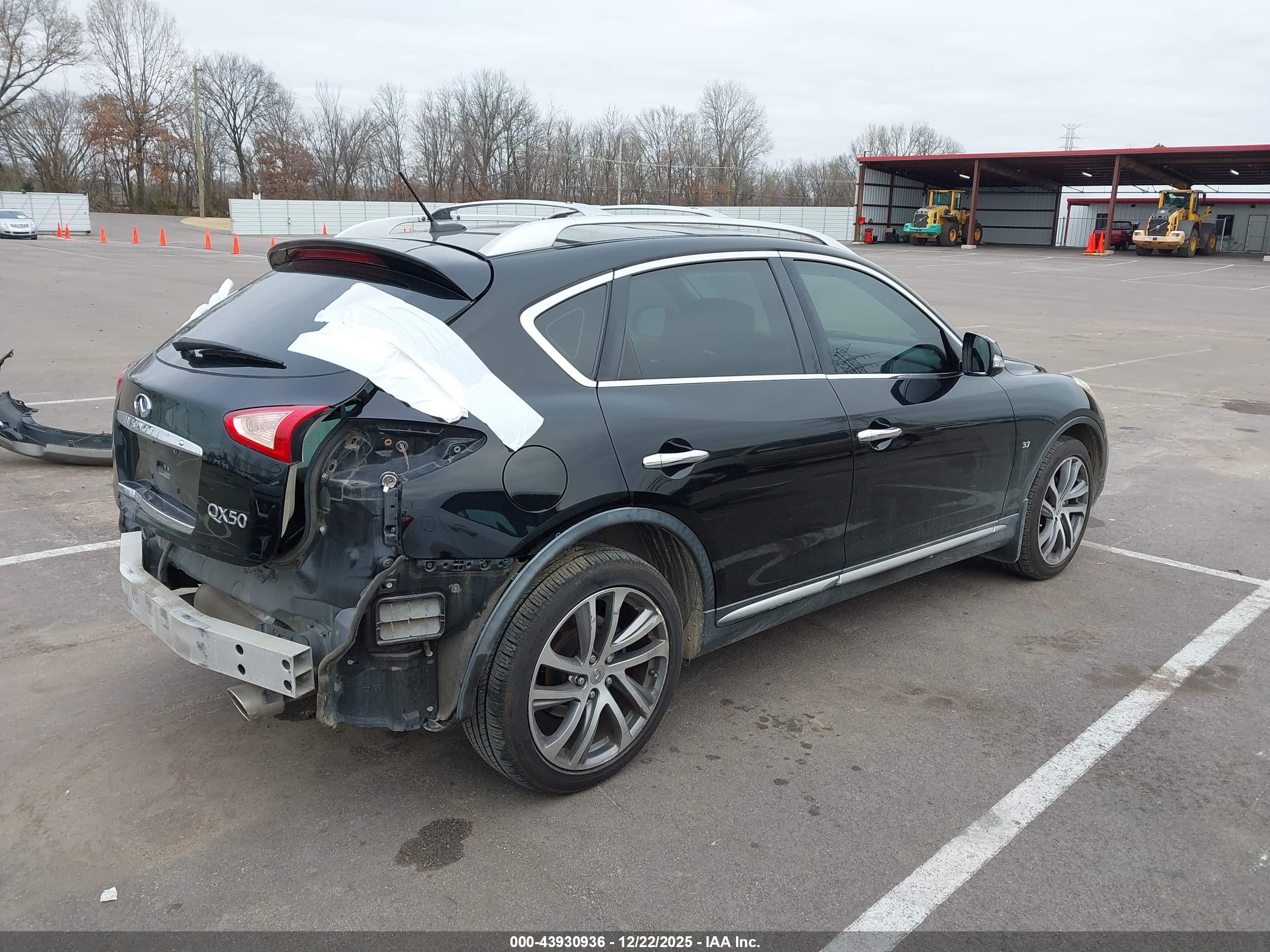 INFINITI QX50 image 4