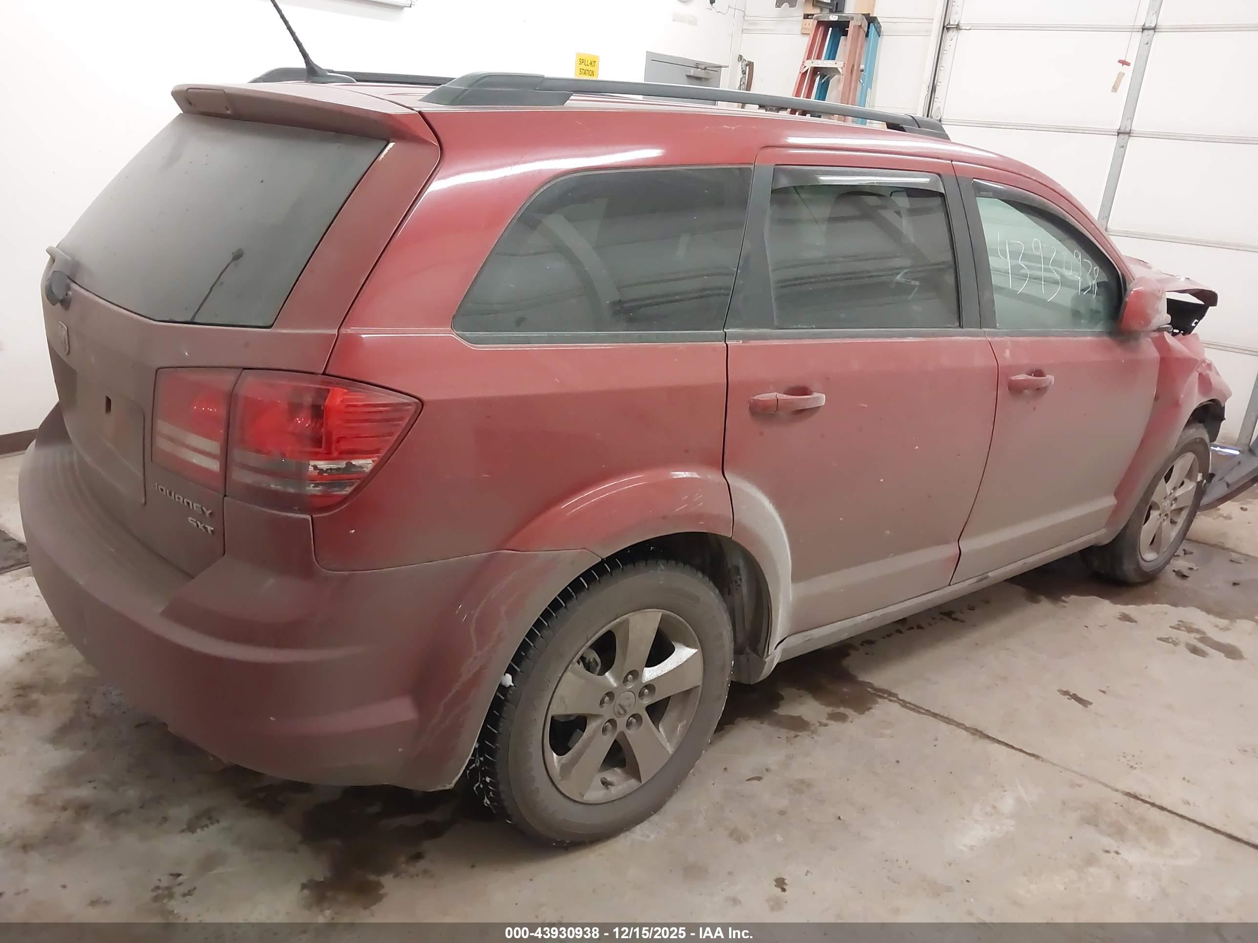 DODGE JOURNEY image 4