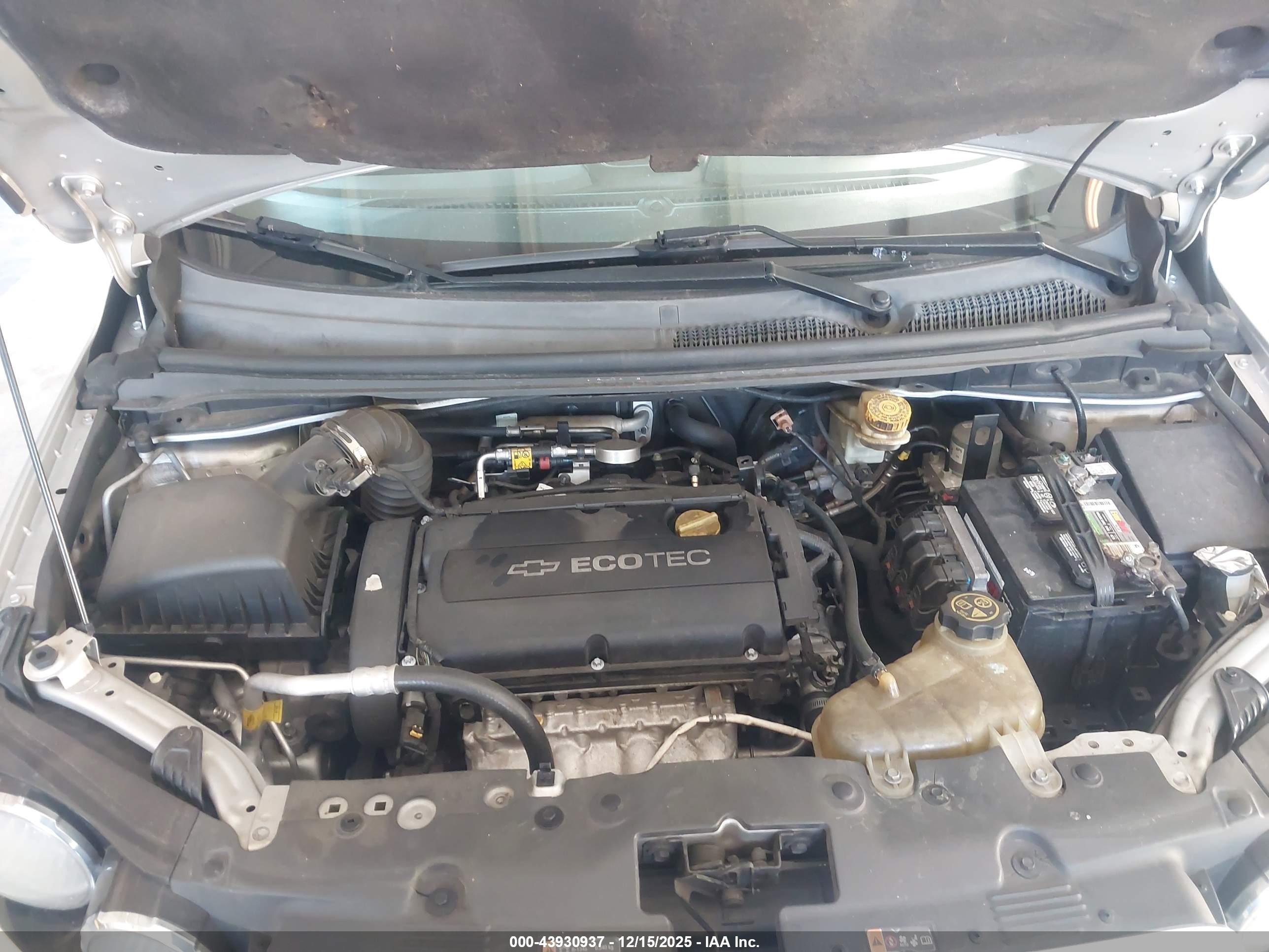 CHEVROLET SONIC image 10