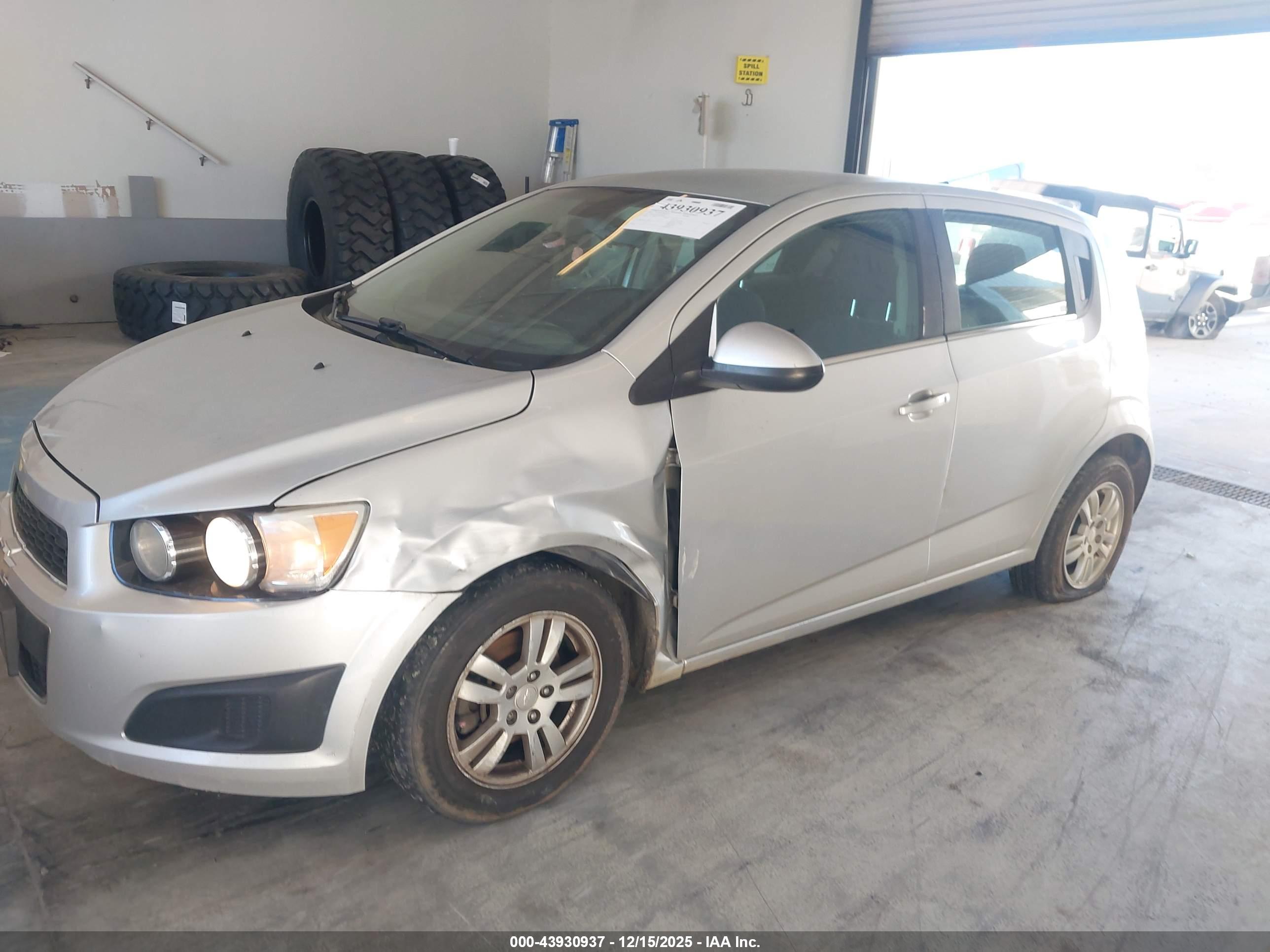 CHEVROLET SONIC image 6
