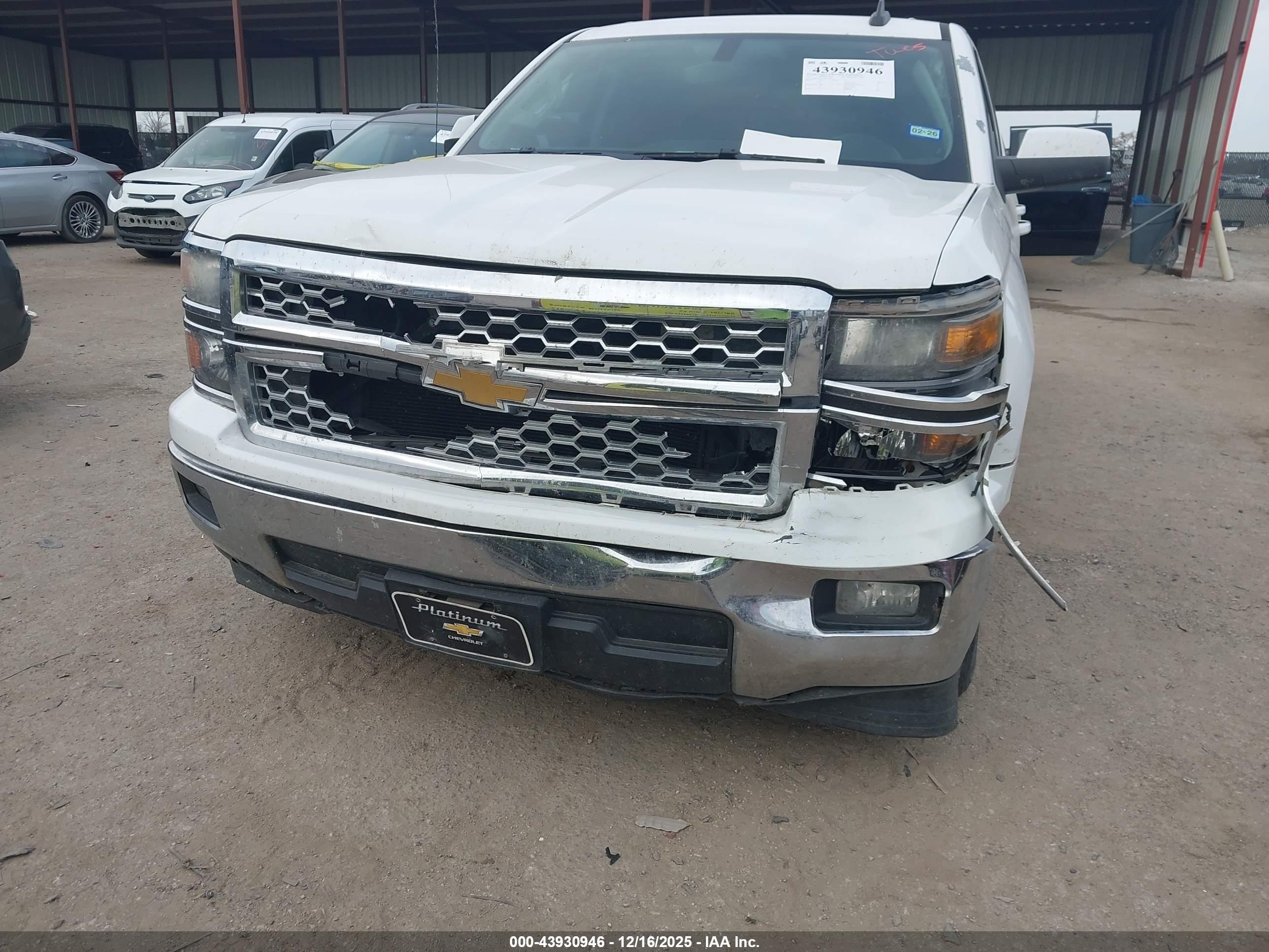 CHEVROLET SILVERADO image 6