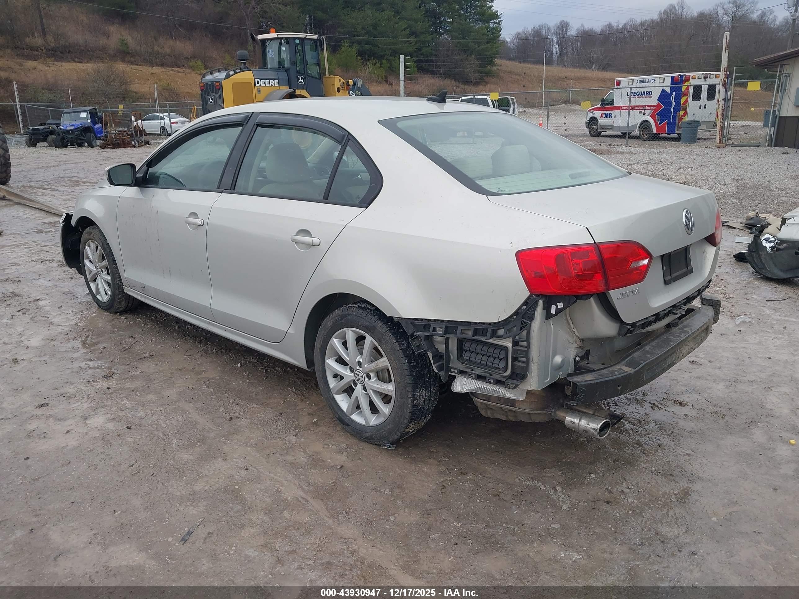 VOLKSWAGEN JETTA image 3